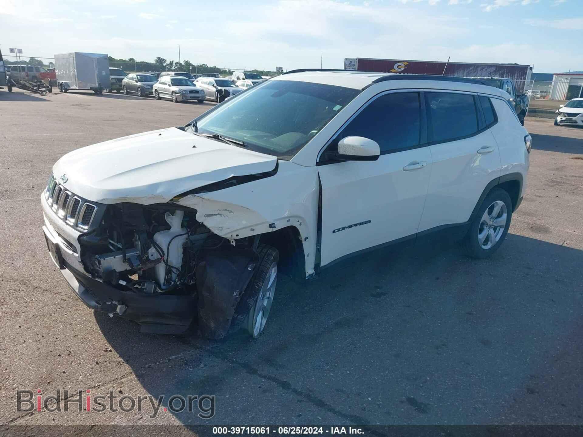2018 JEEP COMPASS - VIN: 3C4NJDBB9JT153098 - Фото 2