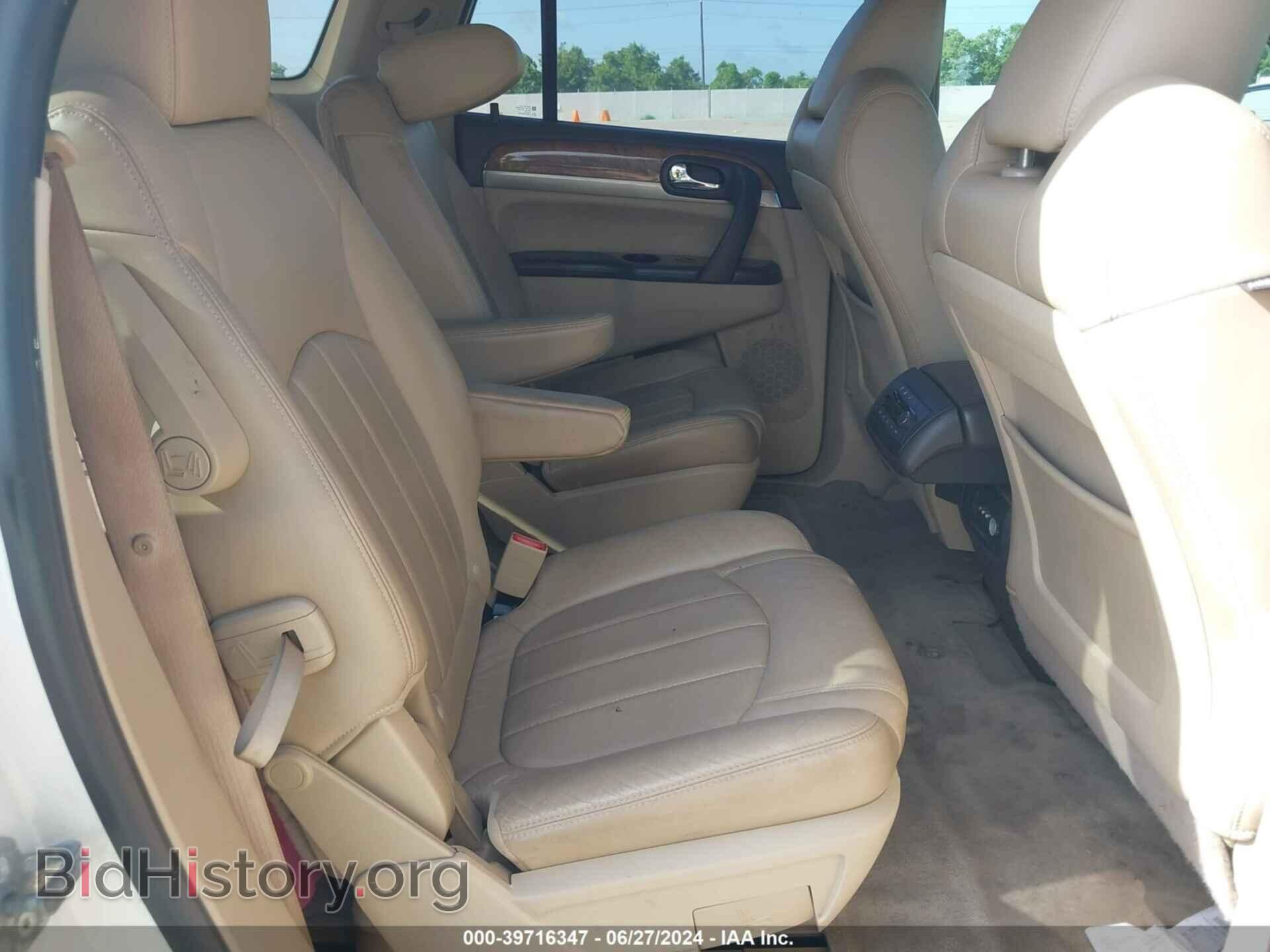 2011 BUICK ENCLAVE - VIN: 5GAKRCED6BJ300202 - Фото 8