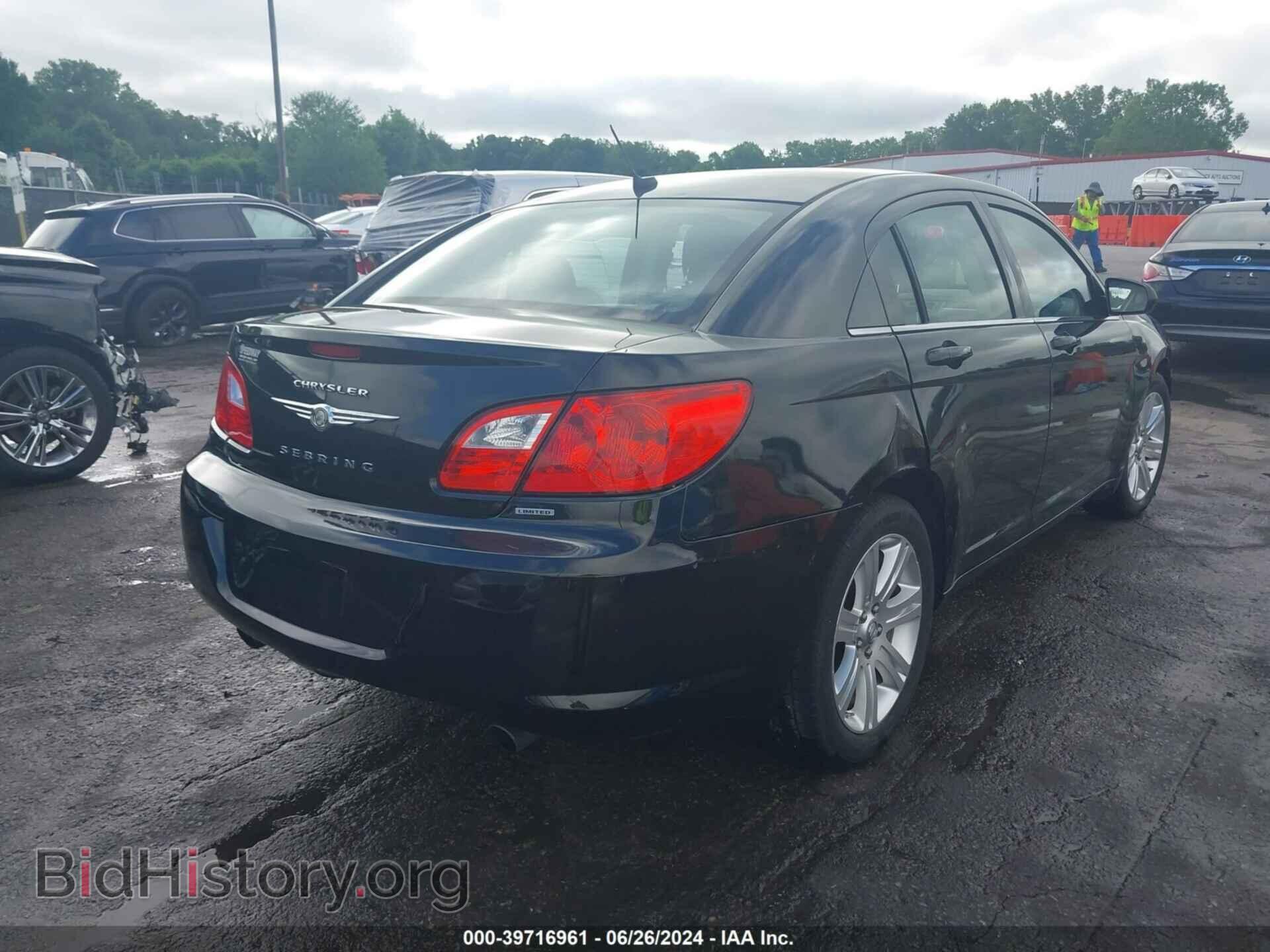 2010 CHRYSLER SEBRING - VIN: 1C3CC5FV8AN148992 - Photo 4