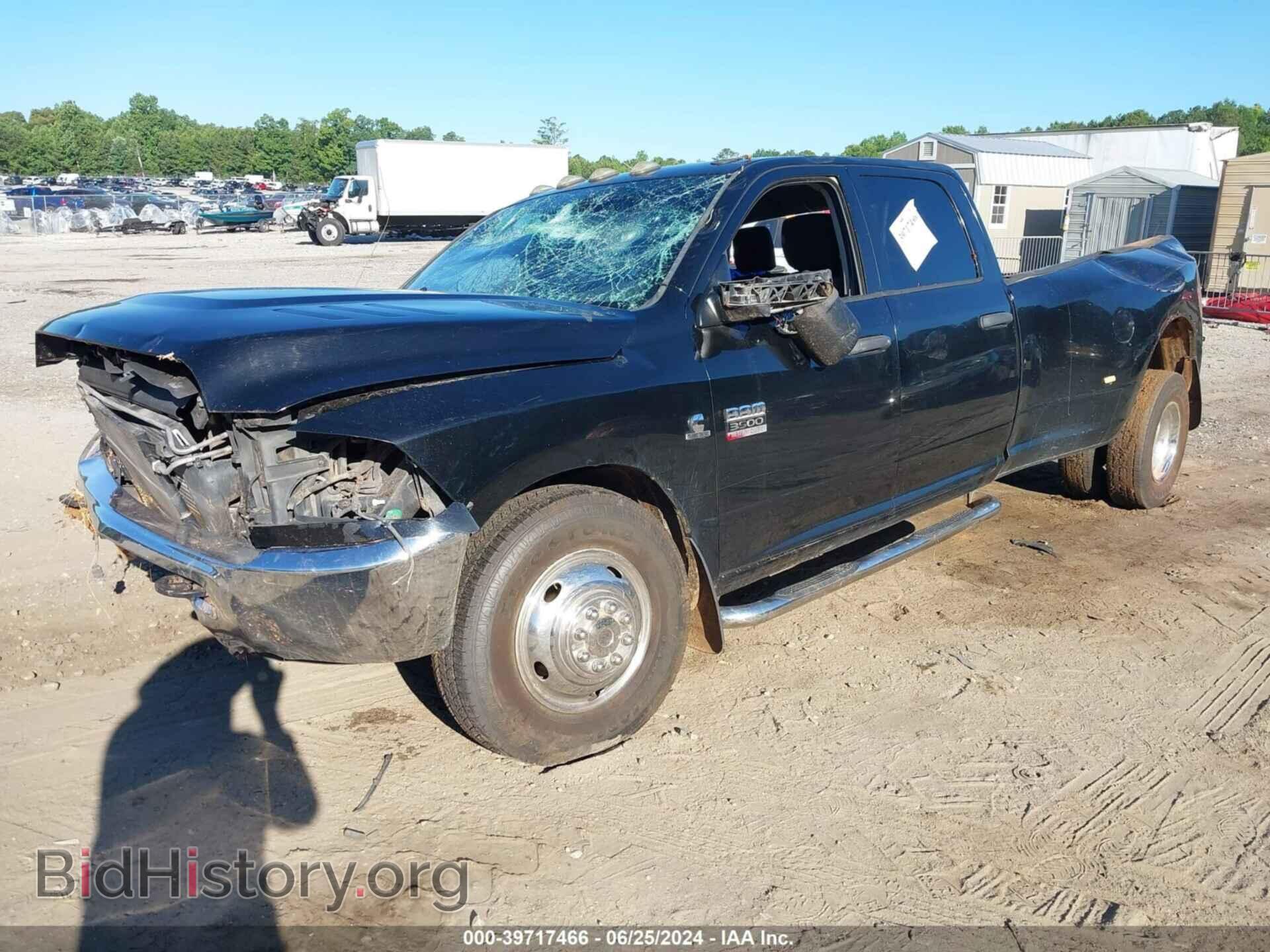 2012 RAM 3500 - VIN: 3C63DPGL4CG325042 - Photo 2