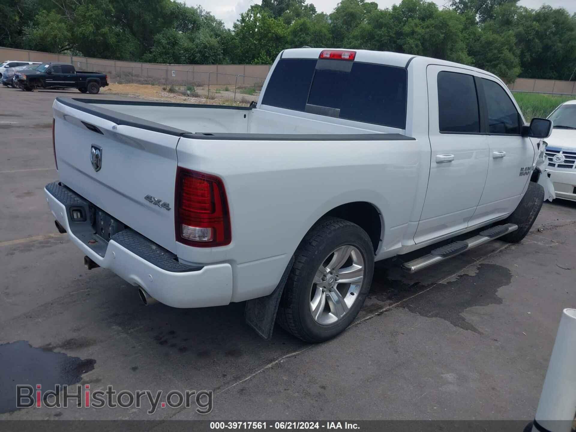 2017 RAM 1500 - VIN: 1C6RR7MT6HS673876 - Photo 4