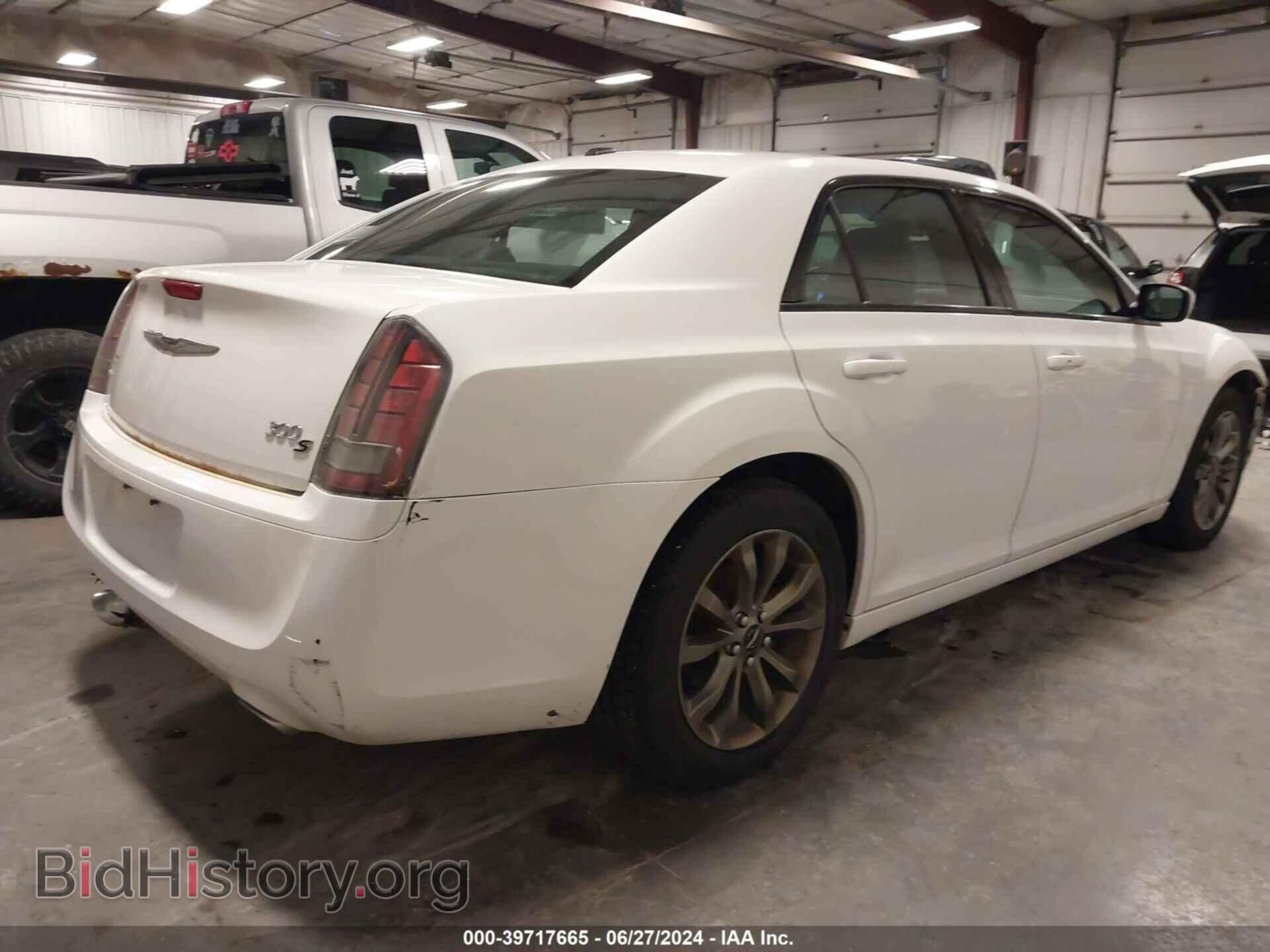 2014 CHRYSLER 300 - VIN: 2C3CCAGG7EH341948 - Фото 4
