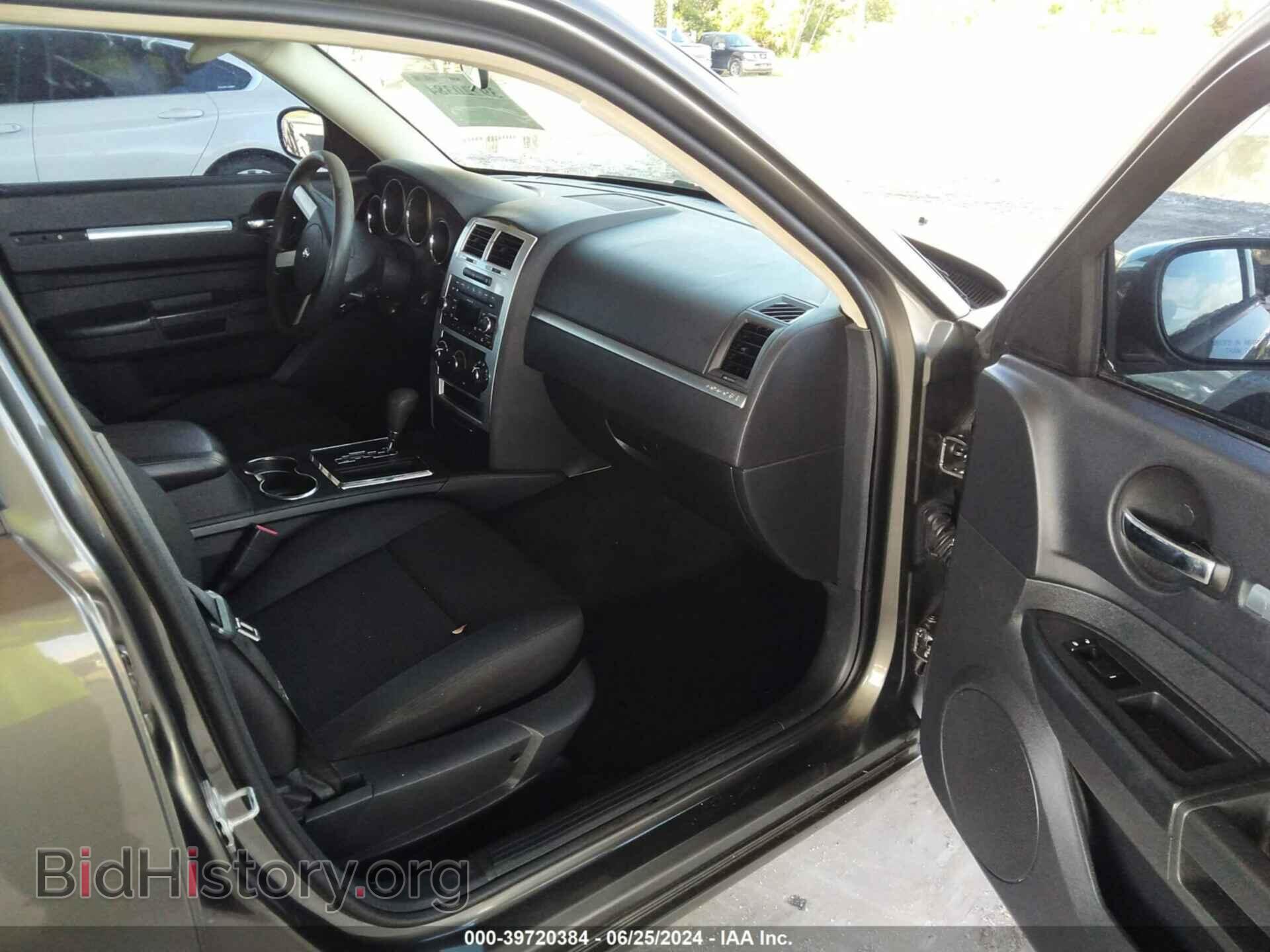 2010 DODGE CHARGER - VIN: 2B3CA3CVXAH210199 - Фото 5