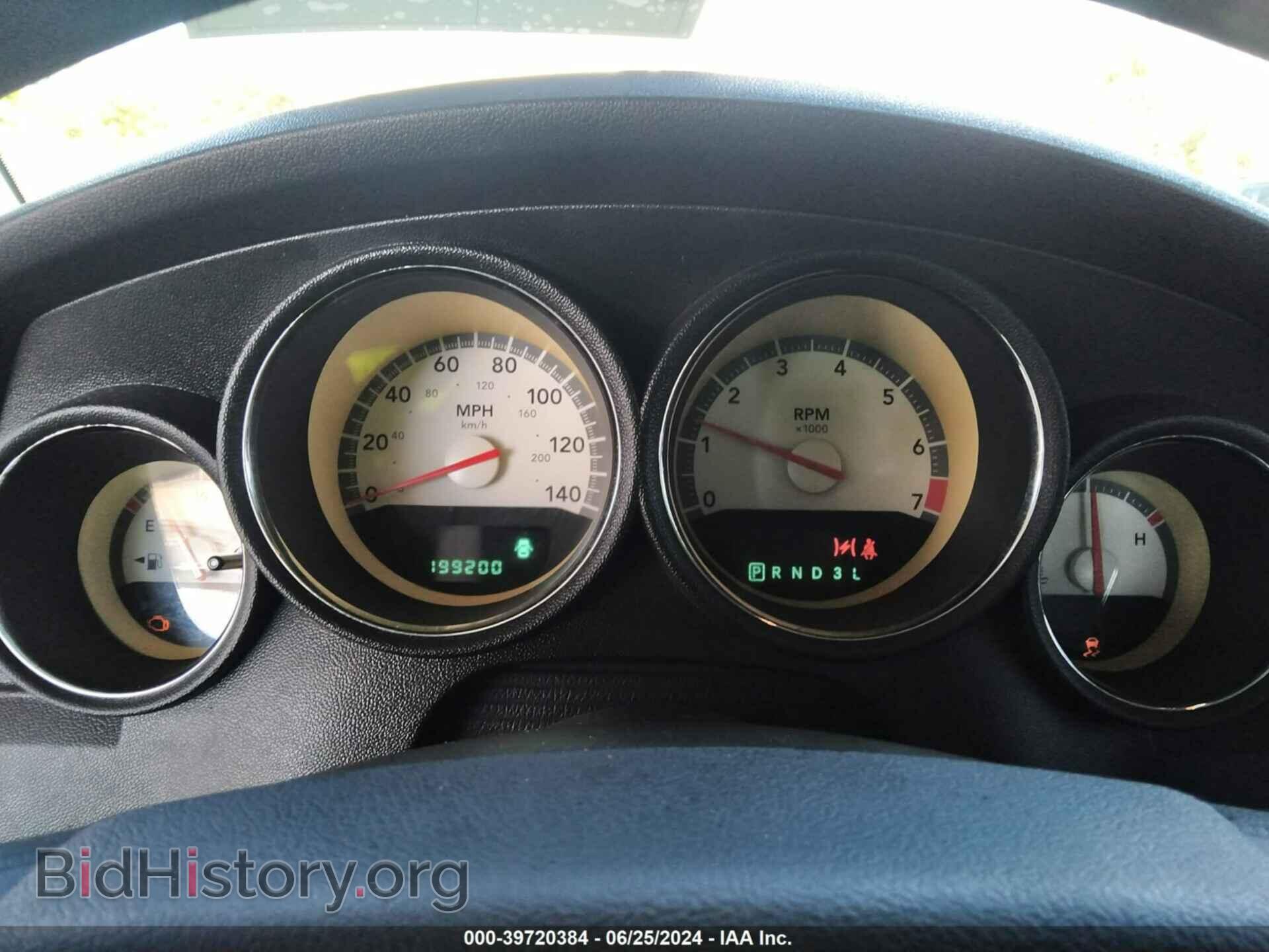 2010 DODGE CHARGER - VIN: 2B3CA3CVXAH210199 - Фото 7