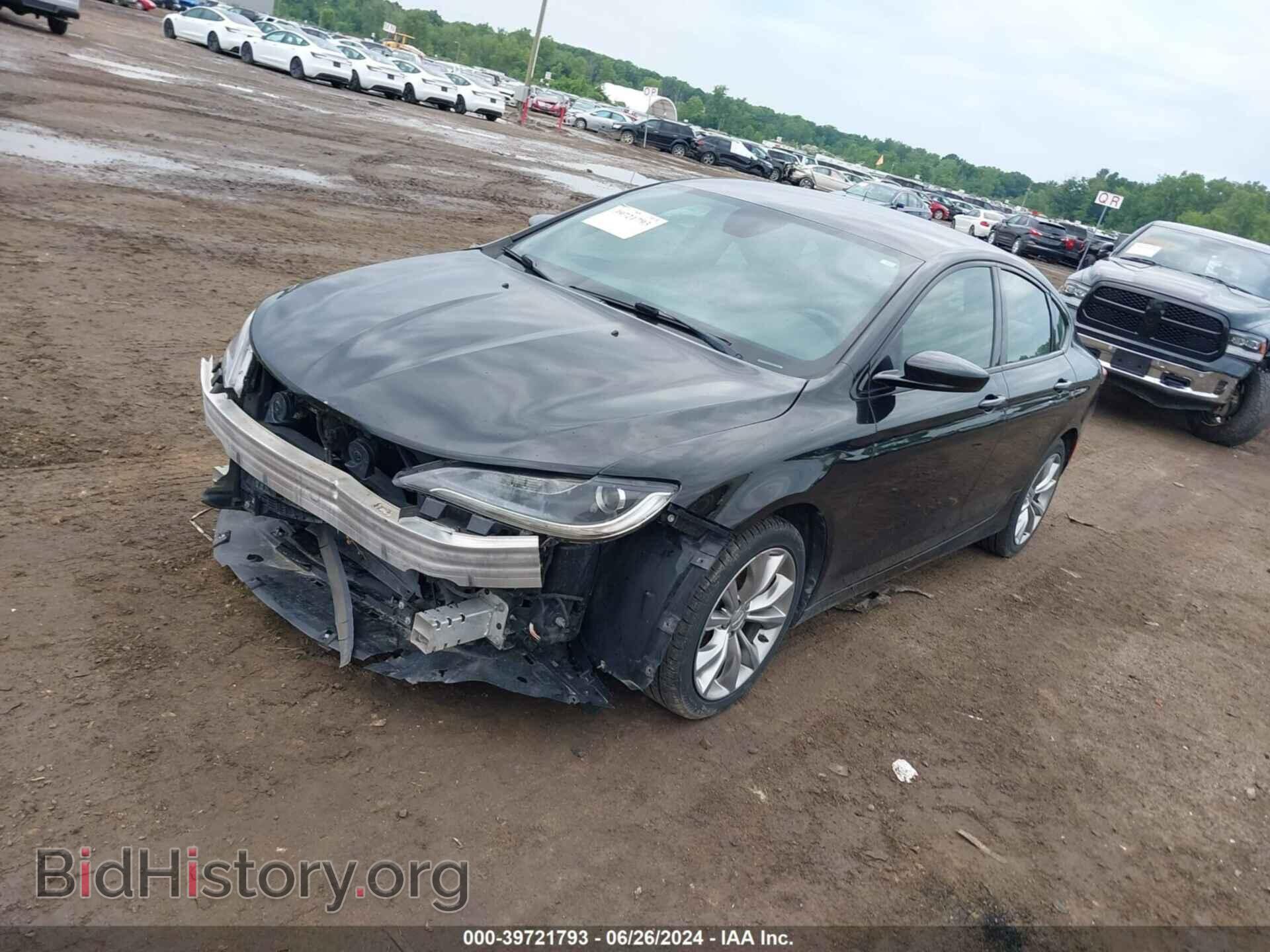 2015 CHRYSLER 200 - VIN: 1C3CCCBBXFN676234 - Фото 2