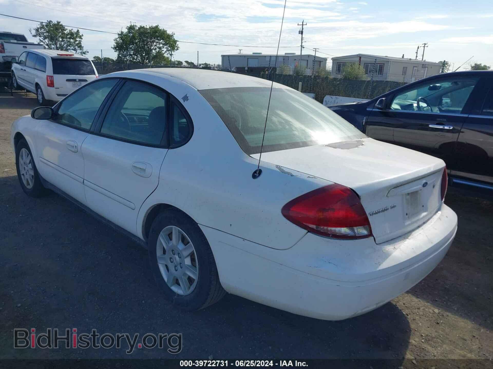2006 FORD TAURUS - VIN: 1FAFP53U86A215944 - Фото 3