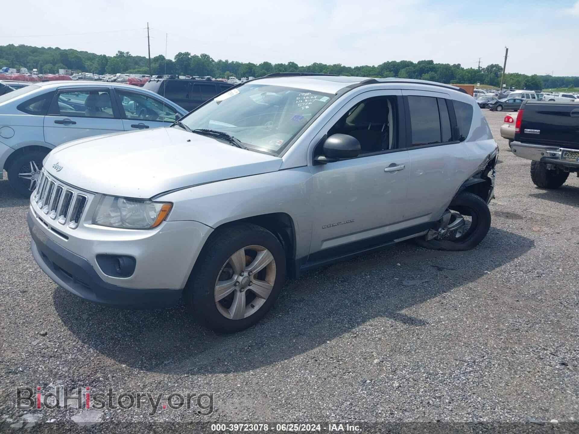 2012 JEEP COMPASS - VIN: 1C4NJDEB5CD555706 - Фото 2