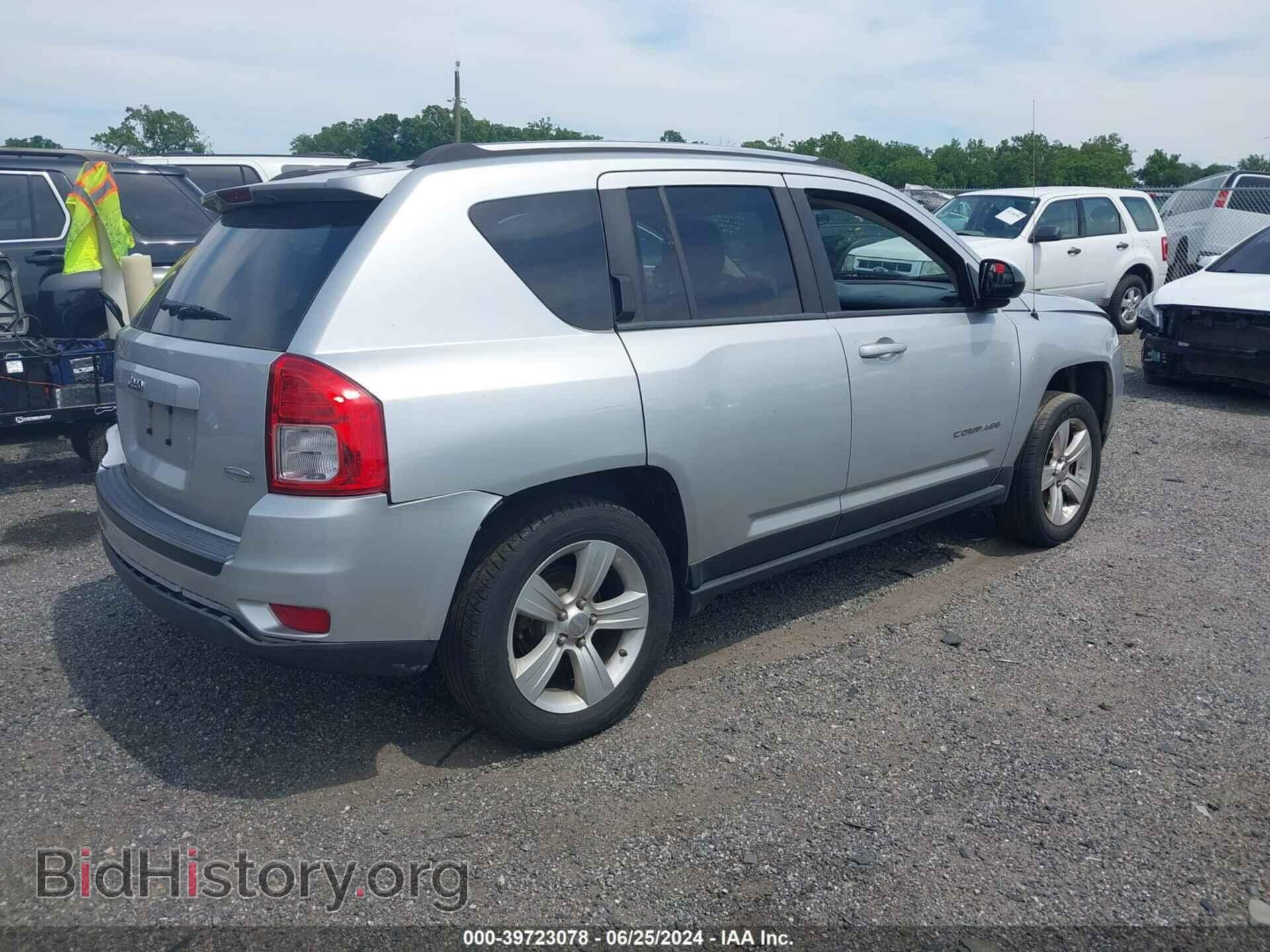 2012 JEEP COMPASS - VIN: 1C4NJDEB5CD555706 - Фото 4