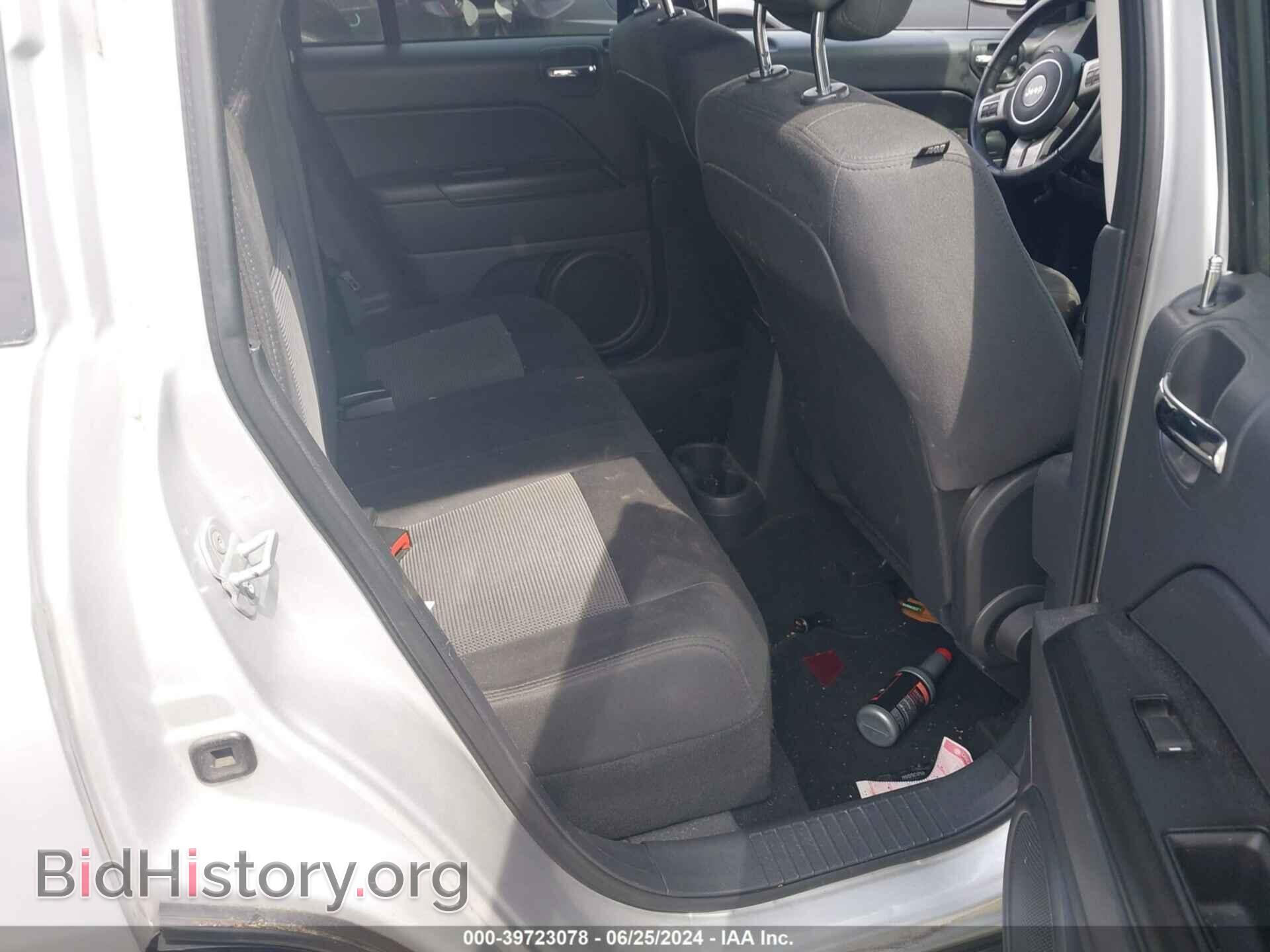 2012 JEEP COMPASS - VIN: 1C4NJDEB5CD555706 - Фото 8