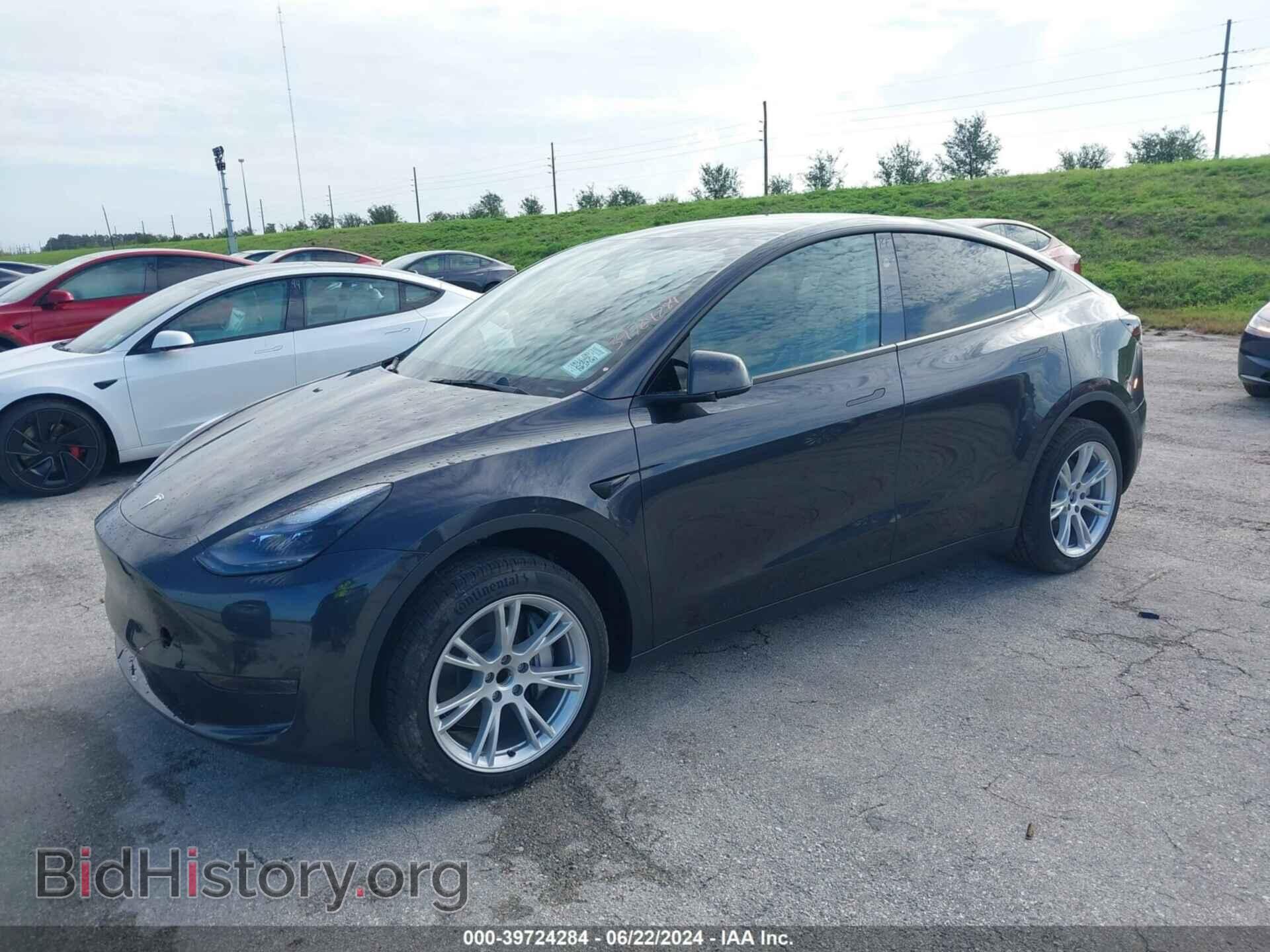 2024 TESLA MODEL Y - VIN: 7SAYGDED1RF092092 - Фото 2