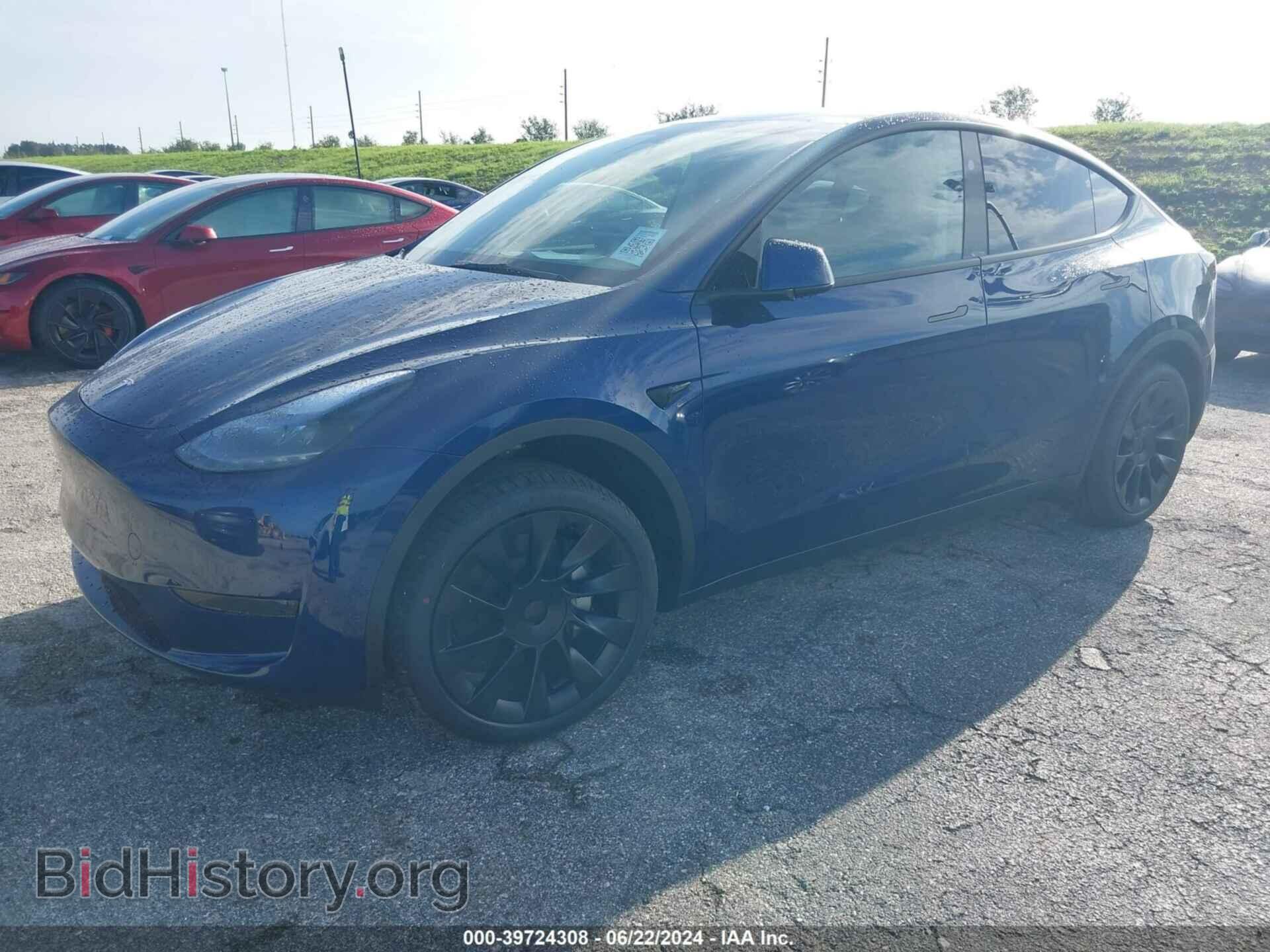 2024 TESLA MODEL Y - VIN: 7SAYGDED3RF091395 - Фото 2