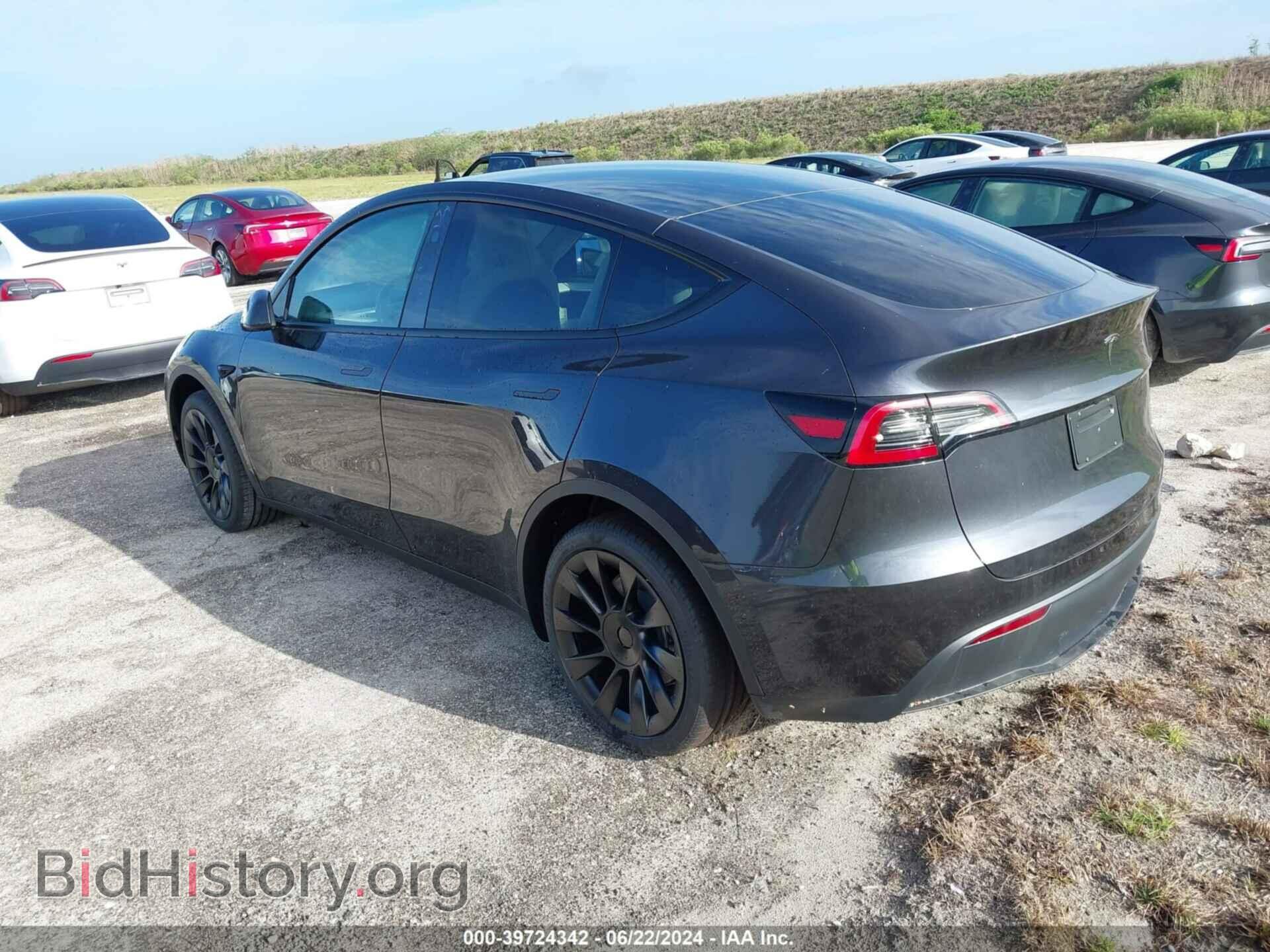 2024 TESLA MODEL Y - VIN: 7SAYGDED5RF089311 - Фото 3