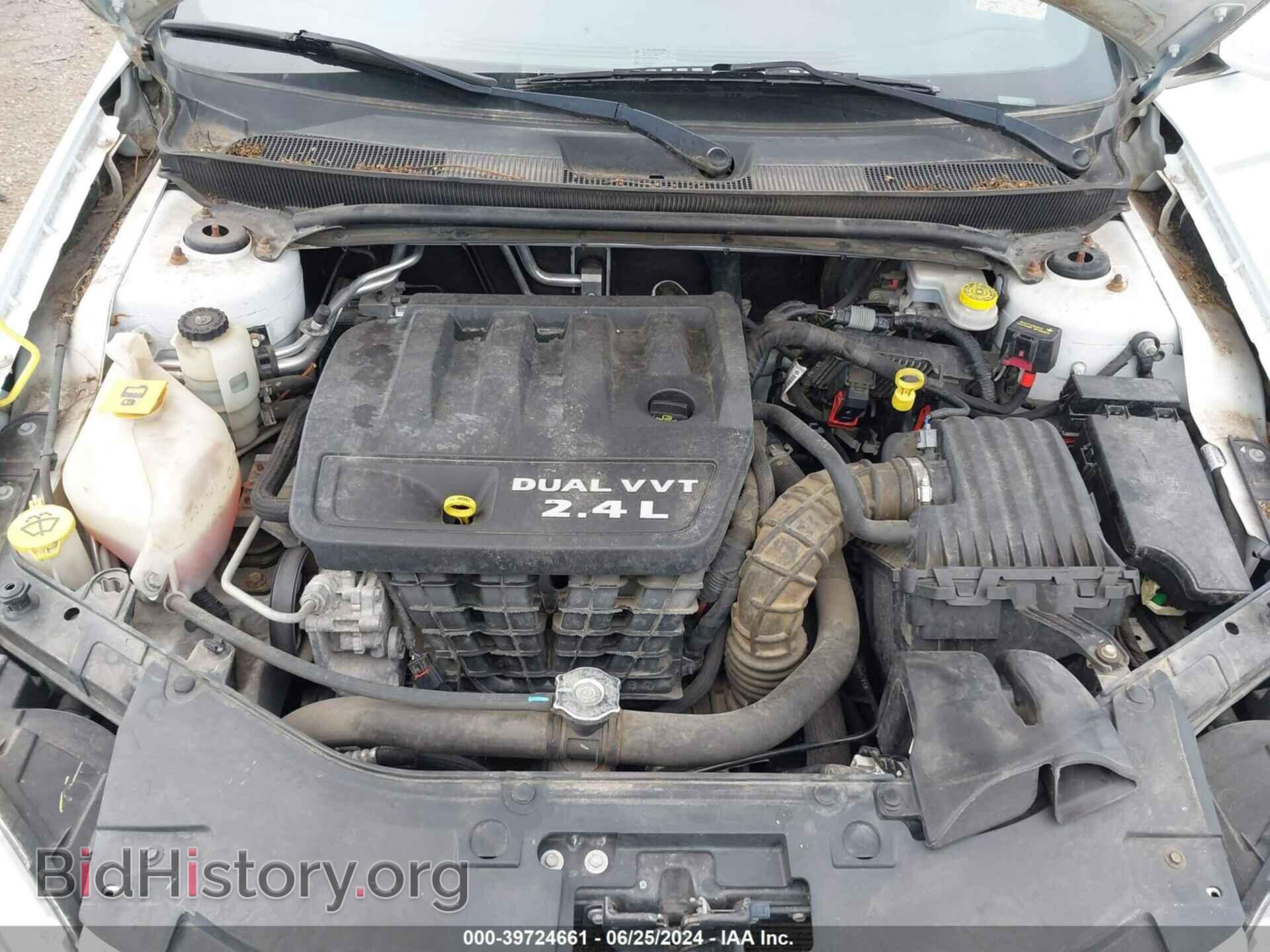 2012 CHRYSLER 200 - VIN: 1C3CCBAB9CN318744 - Фото 10
