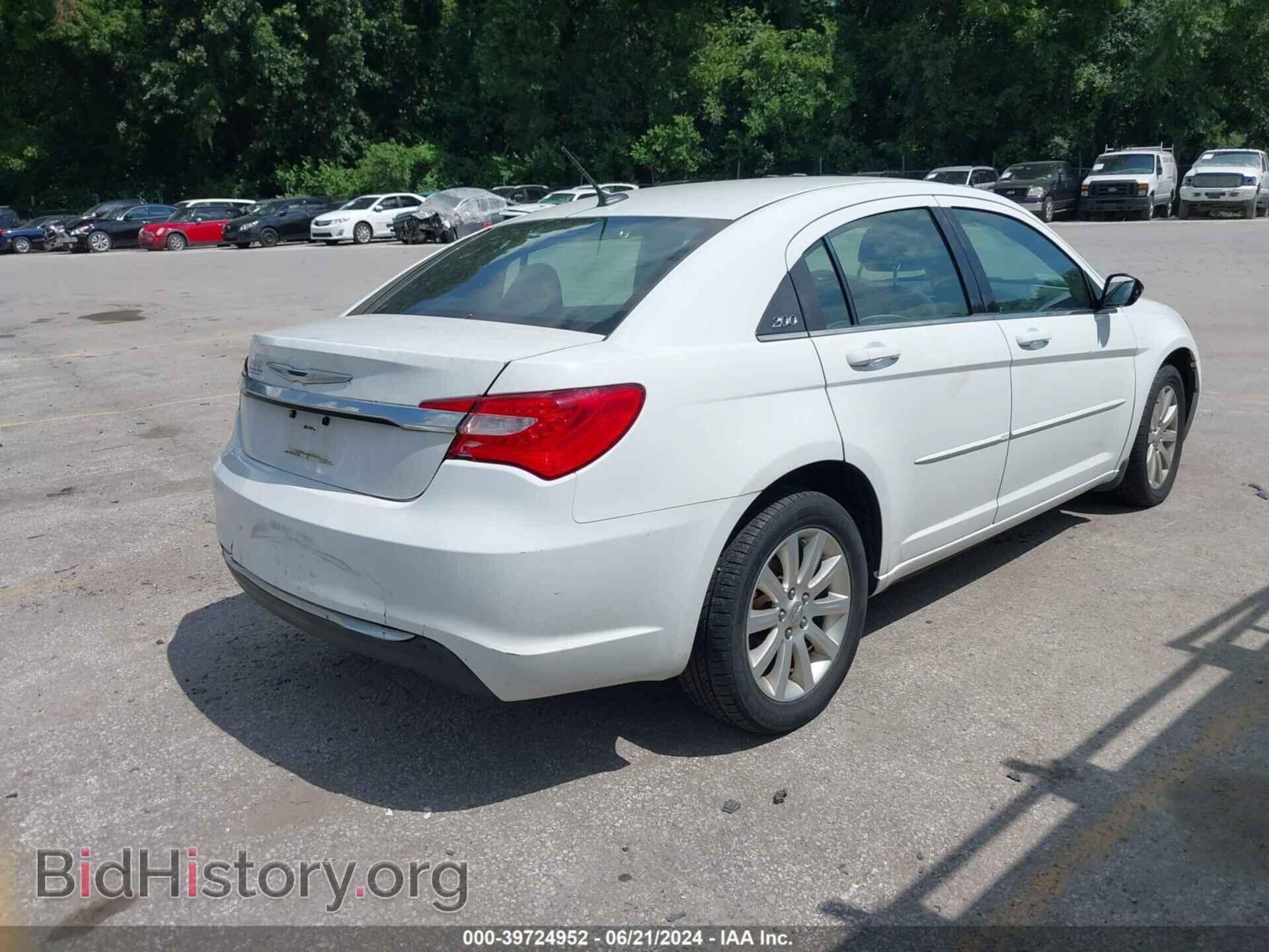 2013 CHRYSLER 200 - VIN: 1C3CCBBB9DN714446 - Photo 4
