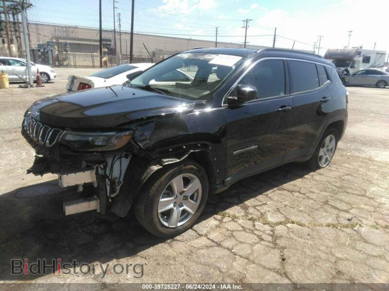 2022 Jeep COMPASS (VIN 3C4NJCBB6NT182414) — photo 2 of 16