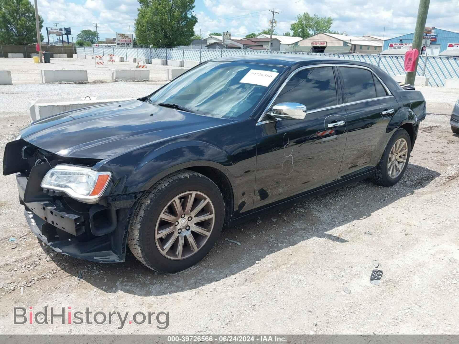 2012 CHRYSLER 300 - VIN: 2C3CCACG9CH120807 - Фото 2