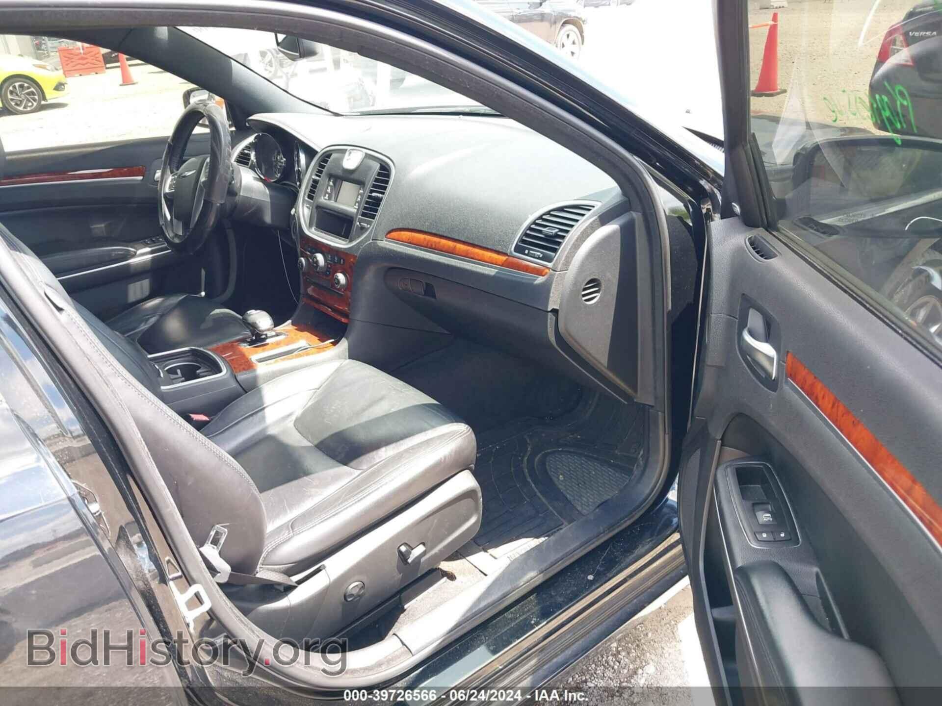 2012 CHRYSLER 300 - VIN: 2C3CCACG9CH120807 - Фото 5