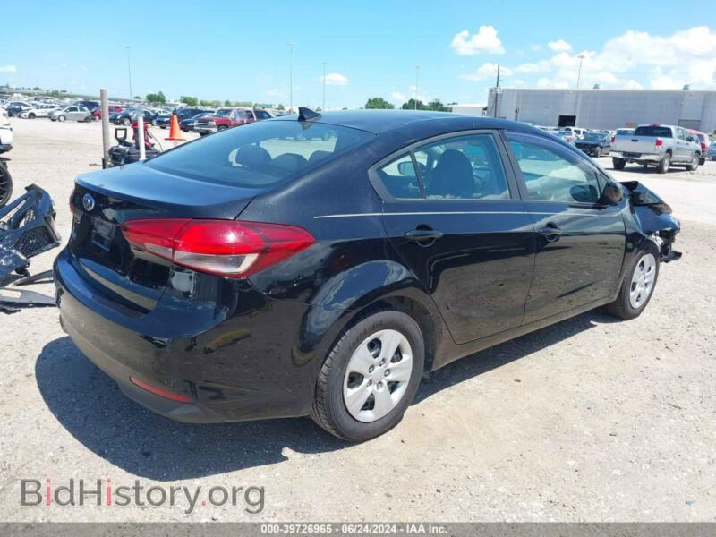 2018 Kia FORTE (VIN 3KPFK4A79JE229812) — фото 4 из 17