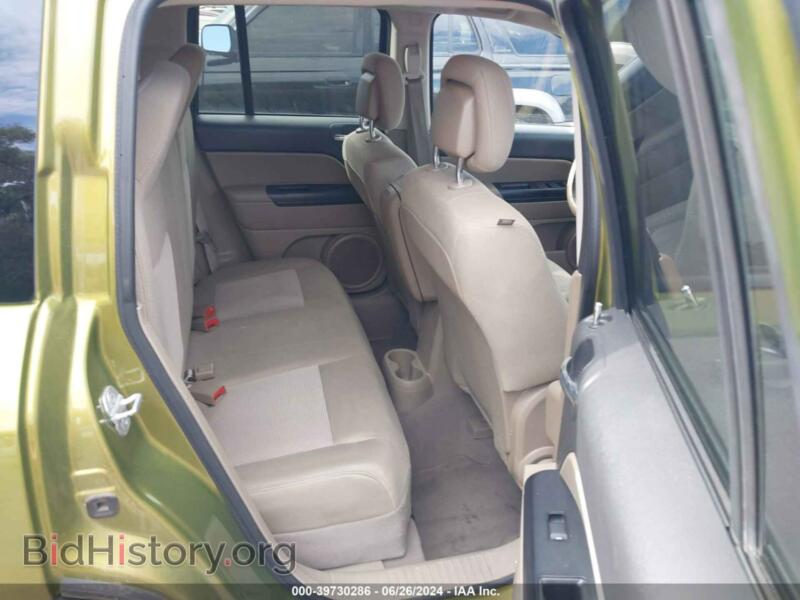 2012 Jeep COMPASS (VIN 1C4NJDEB6CD624886) — фото 8 из 11