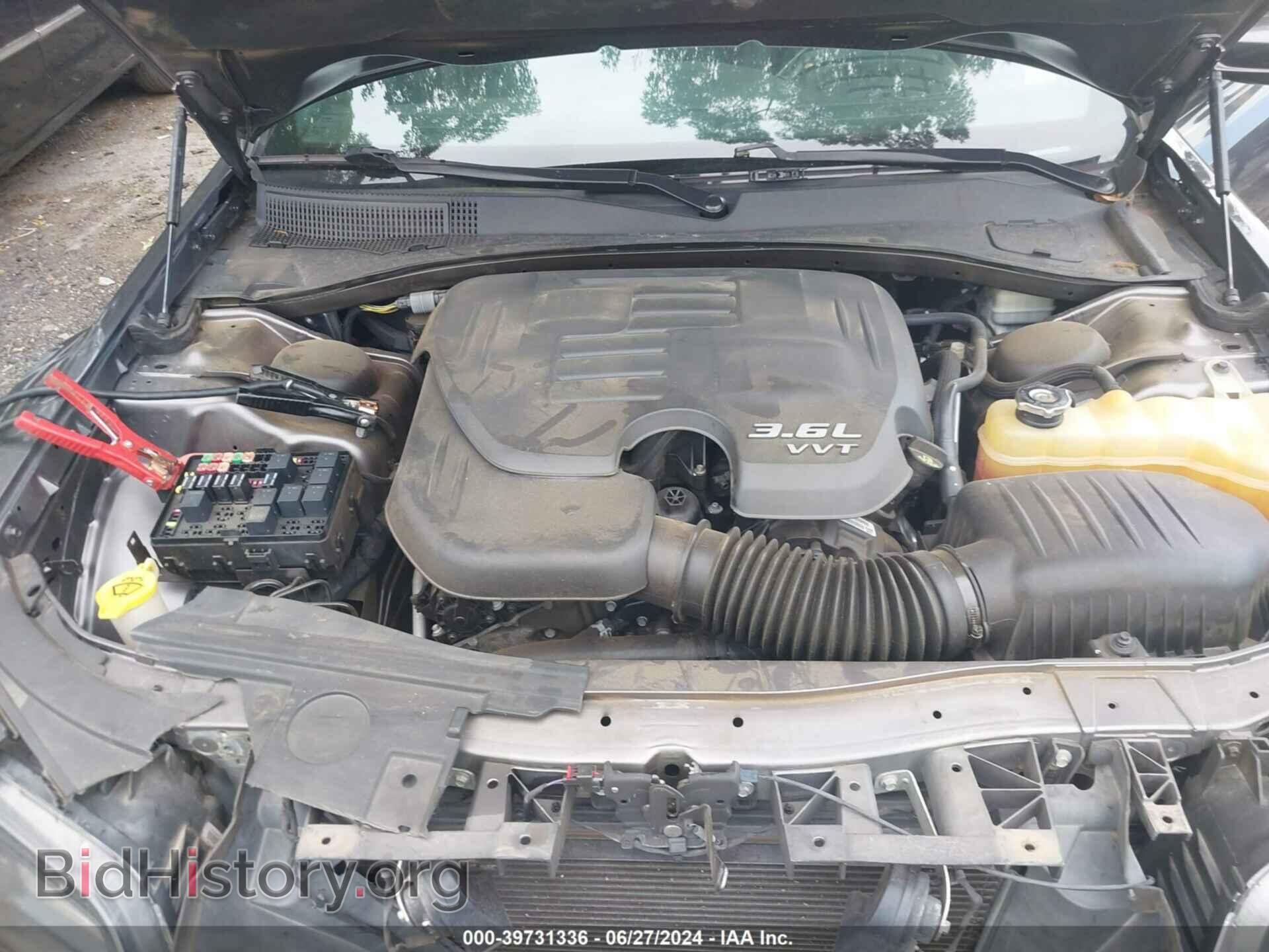 2014 CHRYSLER 300 - VIN: 2C3CCAGG3EH353174 - Фото 10