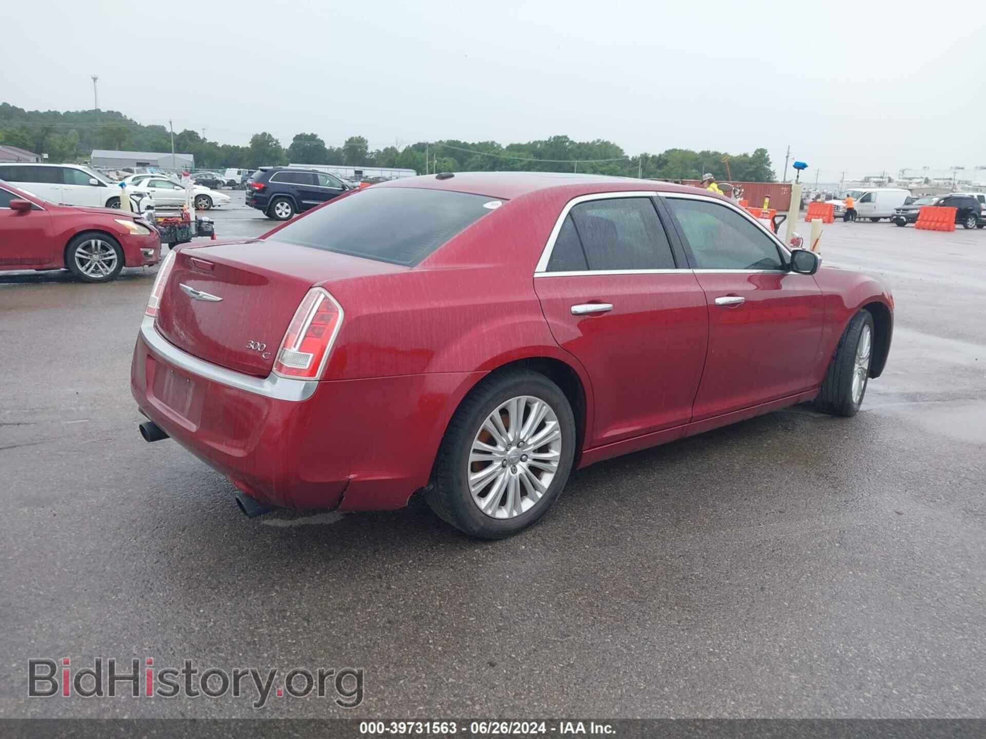 2013 CHRYSLER 300C - VIN: 2C3CCAST3DH564507 - Фото 4