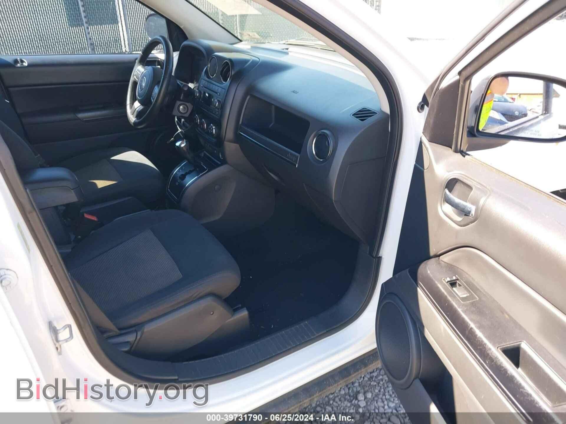 2012 JEEP COMPASS - VIN: 1C4NJDEB3CD599364 - Photo 5