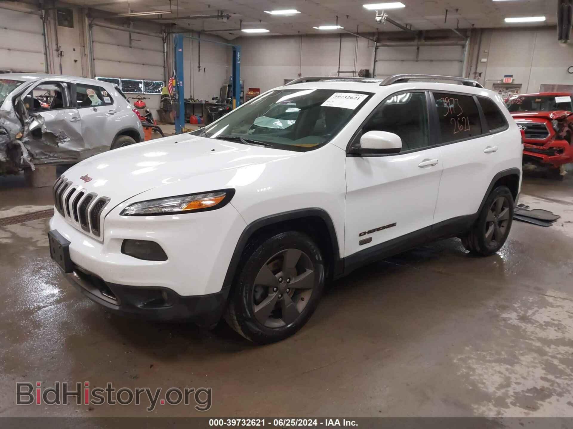 2016 JEEP CHEROKEE - VIN: 1C4PJMCB3GW267866 - Фото 2