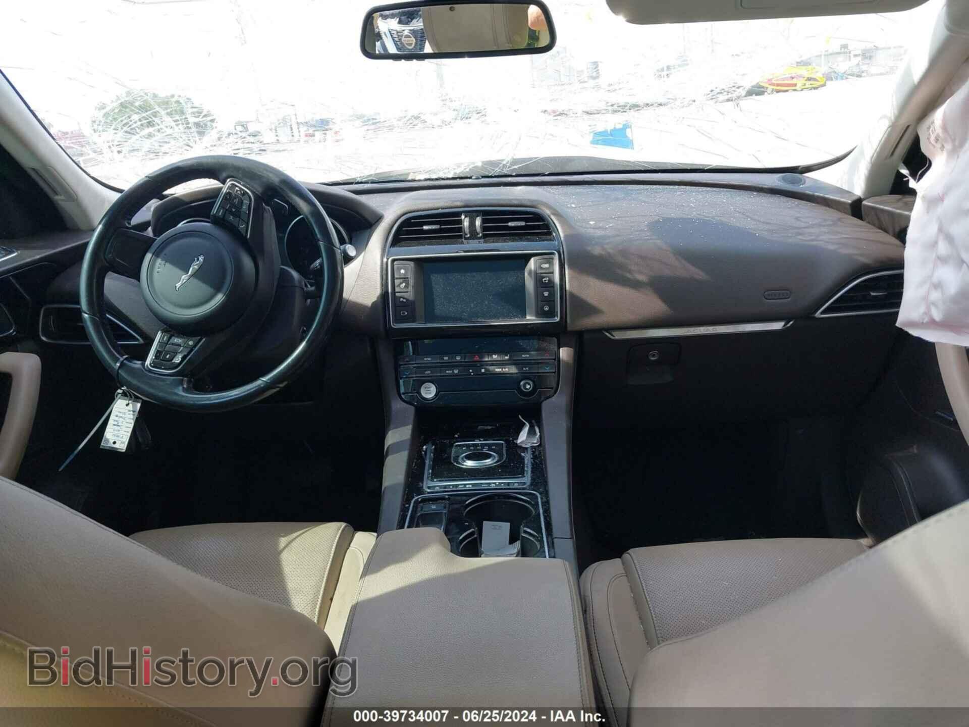 2017 JAGUAR F-PACE - VIN: SADCK2BV3HA068685 - Фото 5