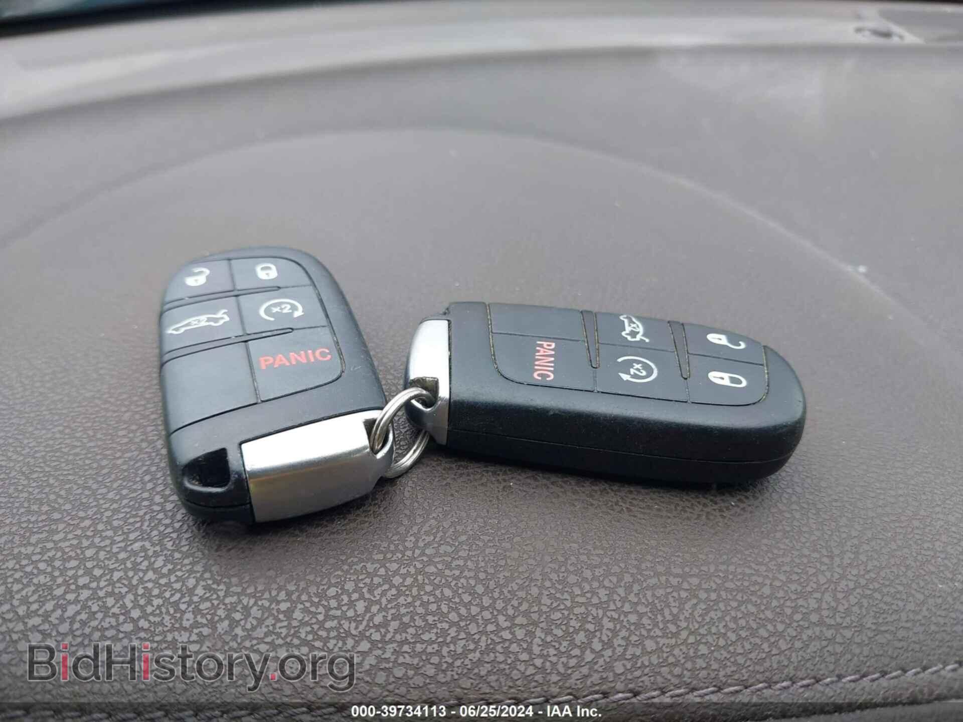 2014 CHRYSLER 300C - VIN: 2C3CCAET9EH235808 - Фото 11
