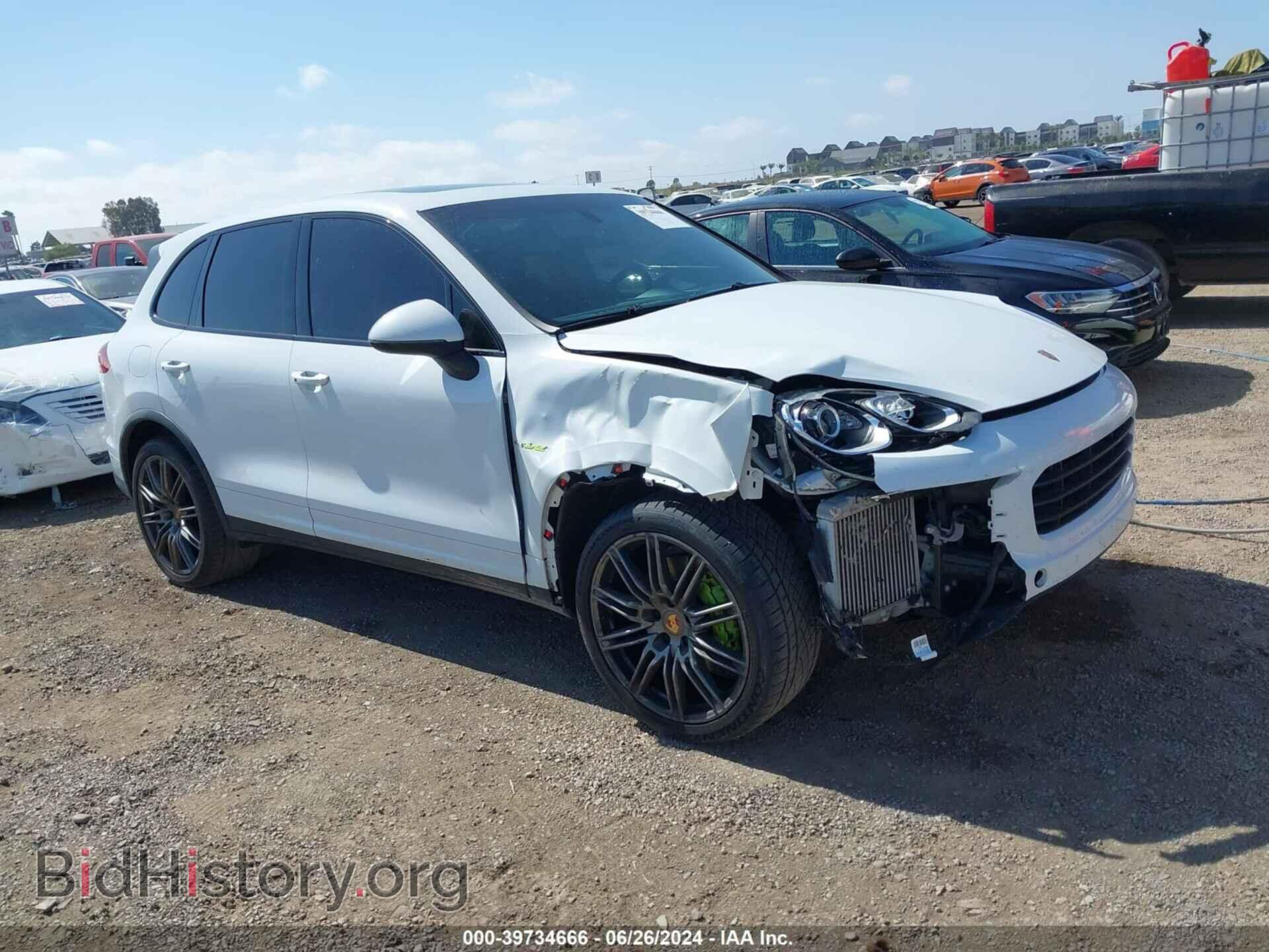 Фотография WP1AB2A24HLA52041 - PORSCHE CAYENNE 2017