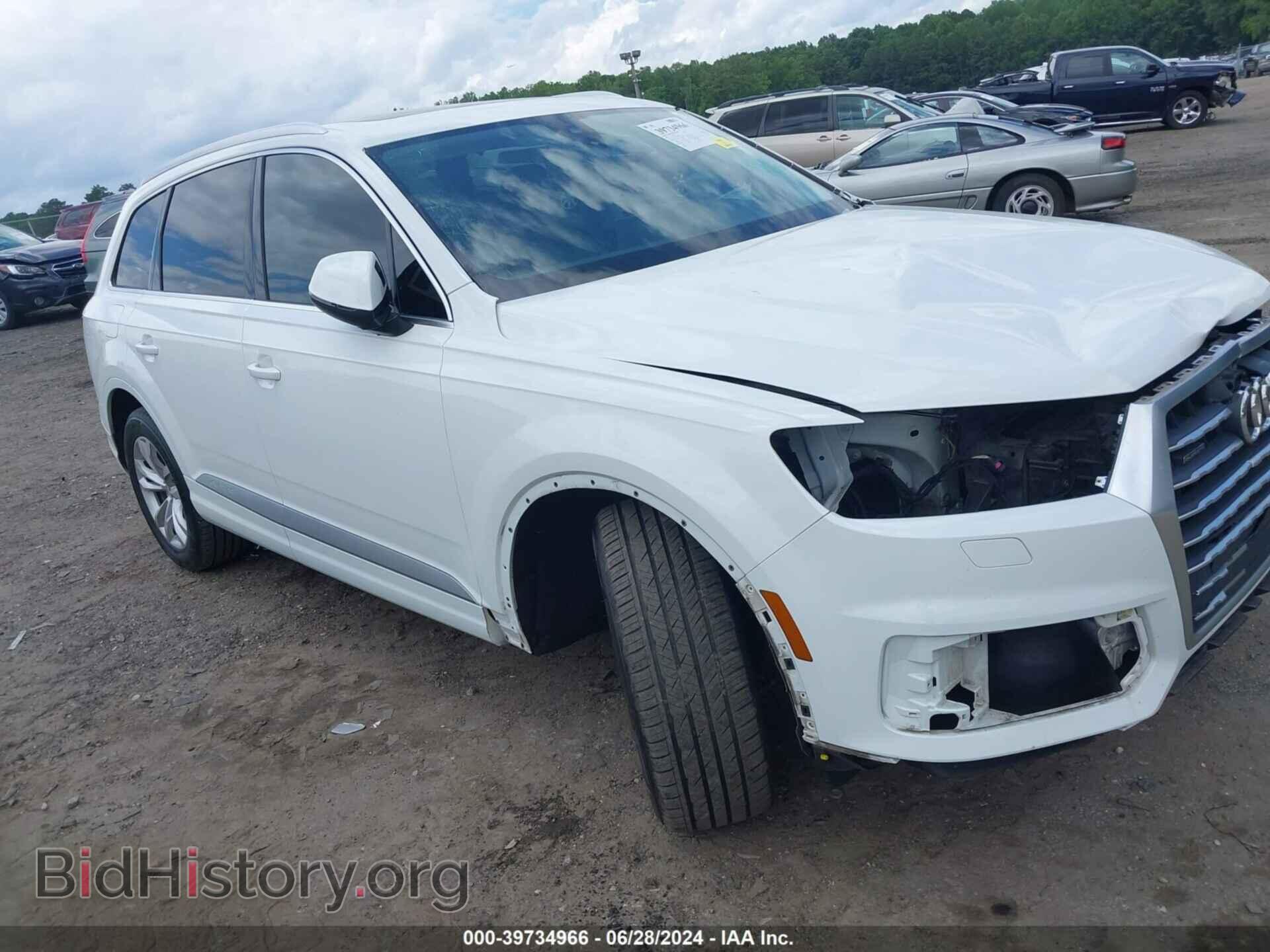 Photo WA1AAAF76KD009884 - AUDI Q7 2019
