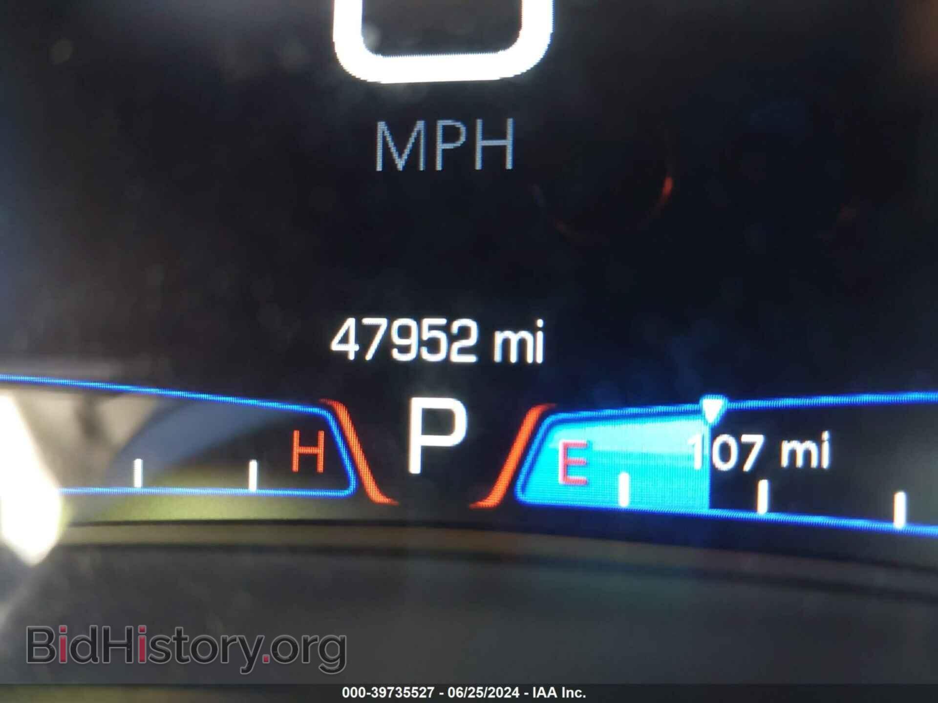2018 CHRYSLER 300 - VIN: 2C3CCAAG2JH308231 - Фото 16