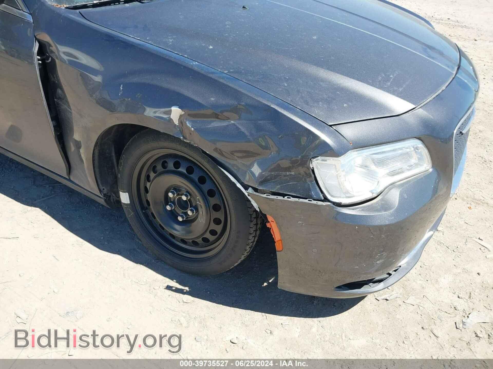 2018 CHRYSLER 300 - VIN: 2C3CCAAG2JH308231 - Фото 6