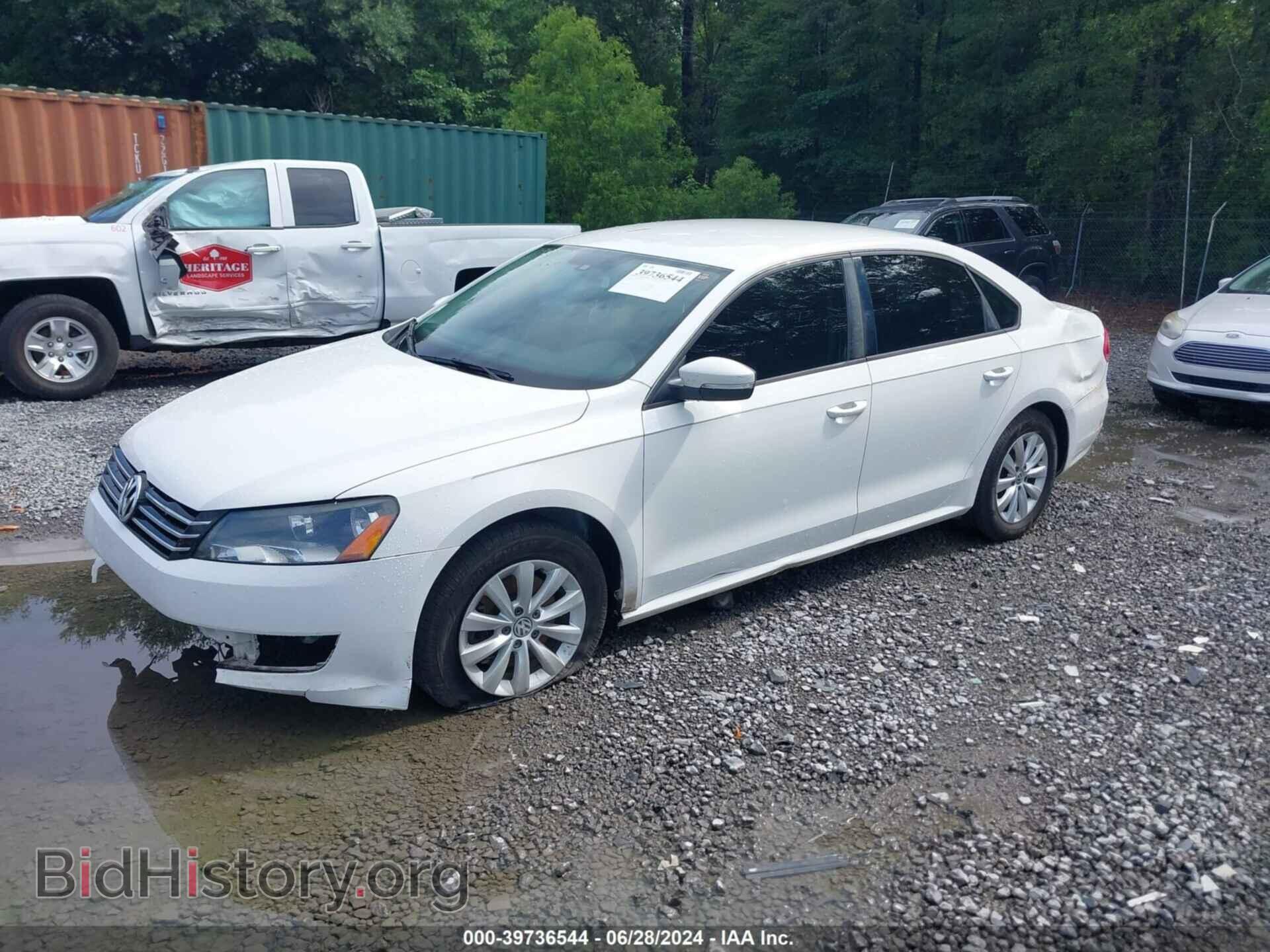 2014 VOLKSWAGEN PASSAT - VIN: 1VWAP7A33EC009621 - Фото 2