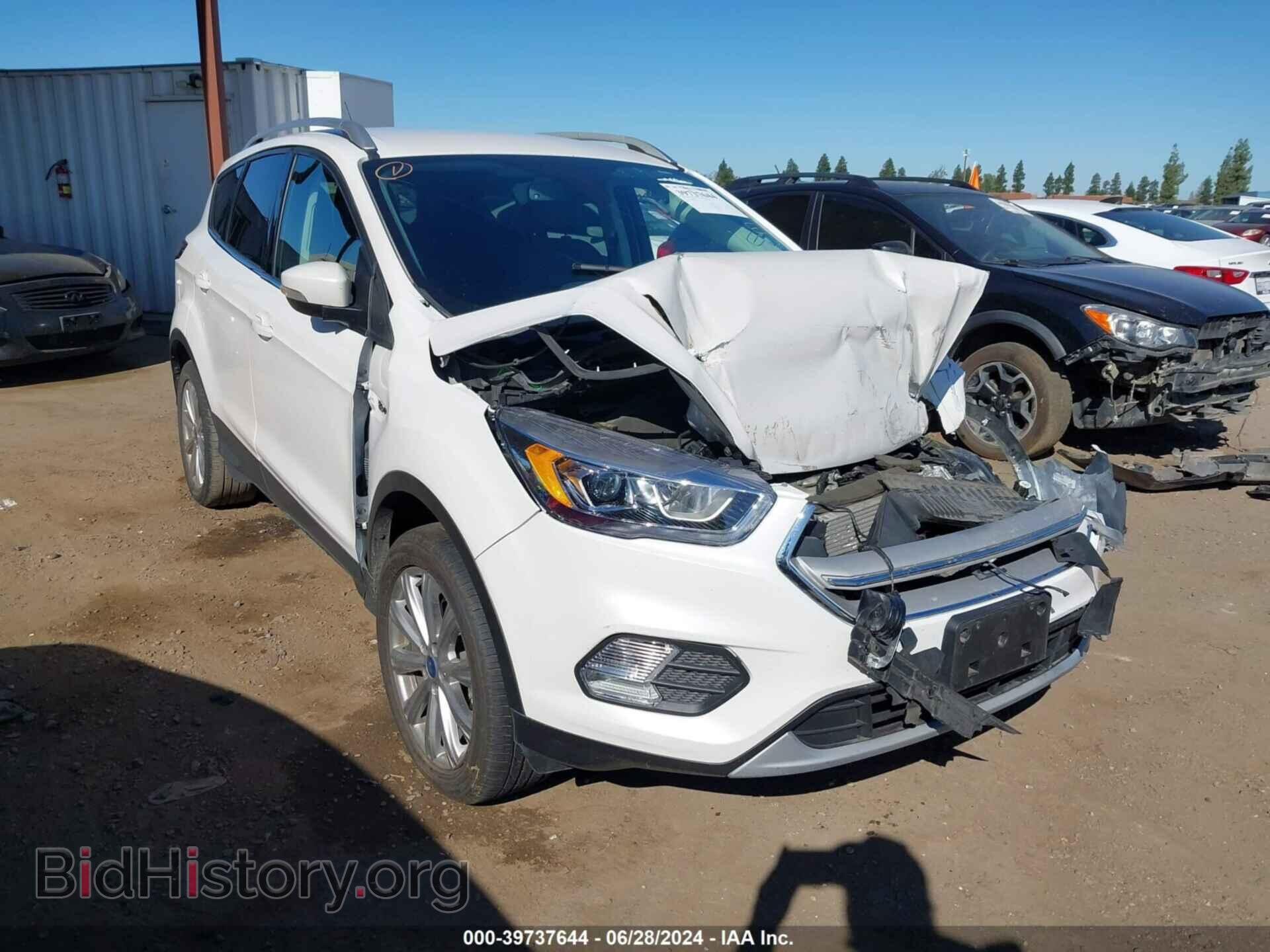 Фотография 1FMCU0JD6HUD77354 - FORD ESCAPE 2017