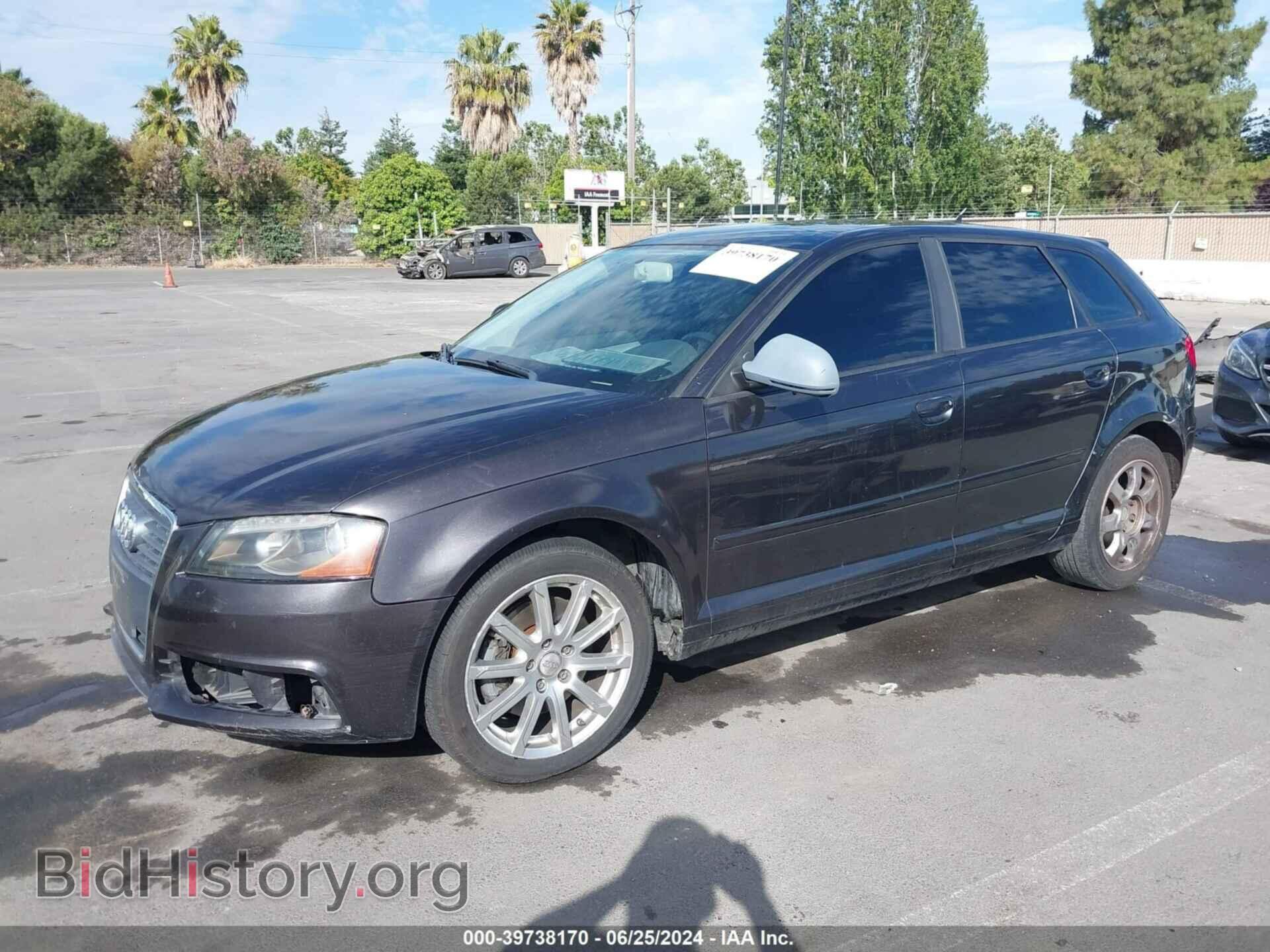 2010 AUDI A3 - VIN: WAUKEAFM3AA174406 - Фото 2