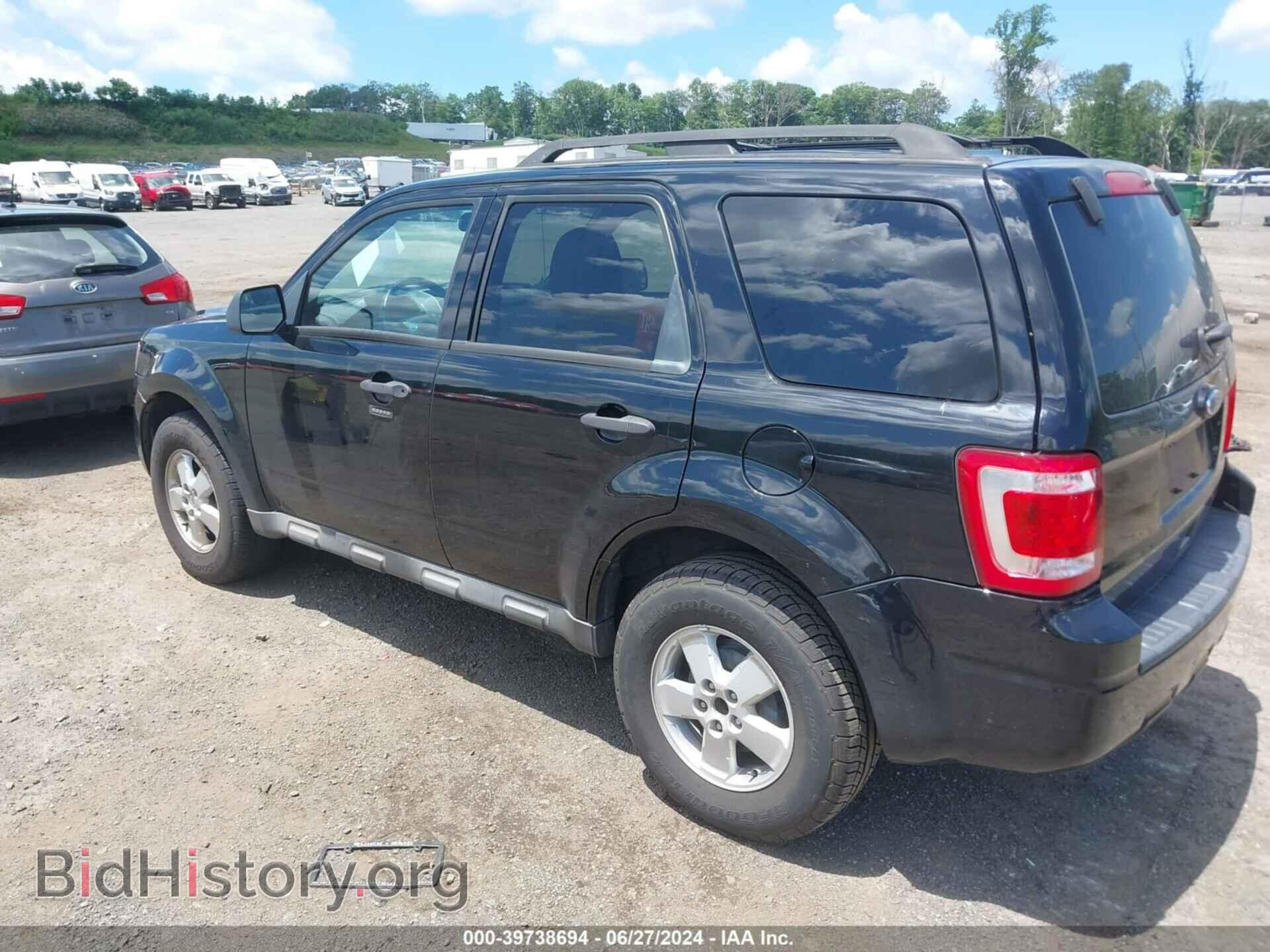2010 FORD ESCAPE - VIN: 1FMCU0D77AKB81415 - Фото 3