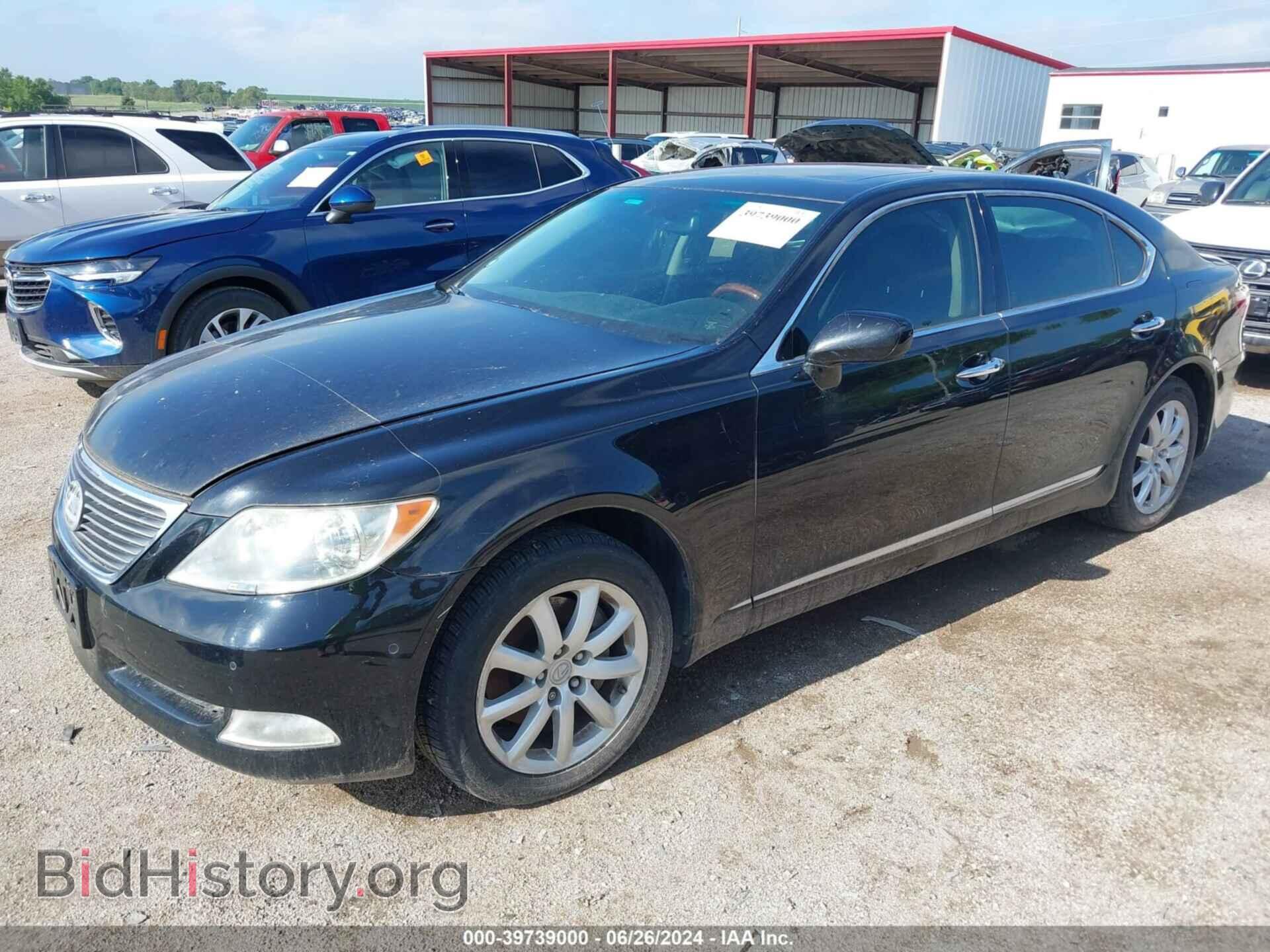 2007 LEXUS LS 460 - VIN: JTHGL46F975004231 - Photo 2