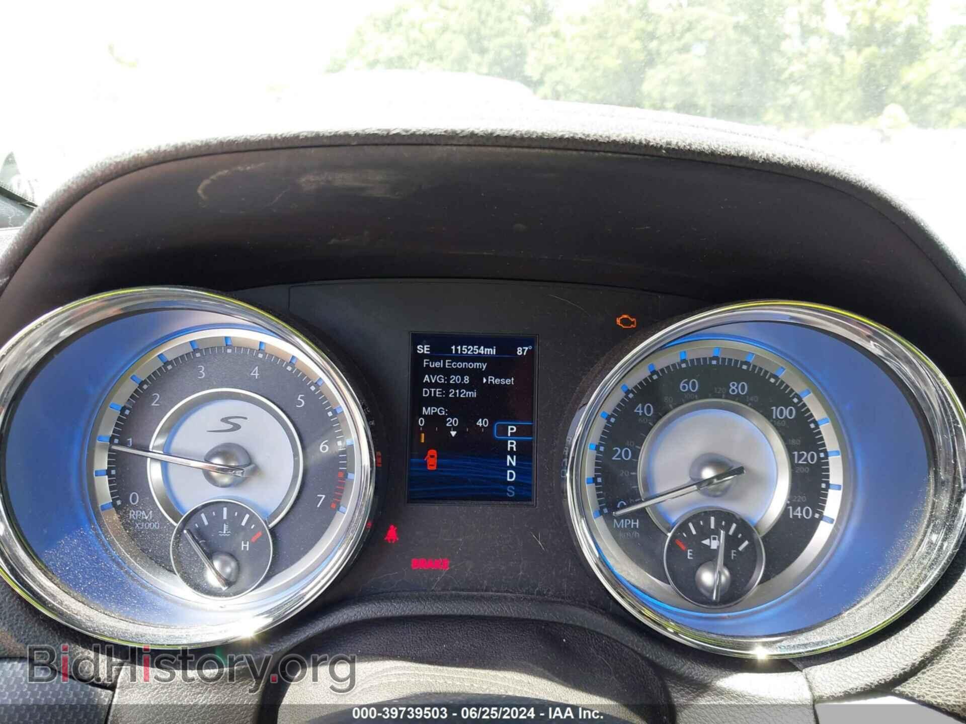 2014 CHRYSLER 300 - VIN: 2C3CCAGGXEH341944 - Фото 7