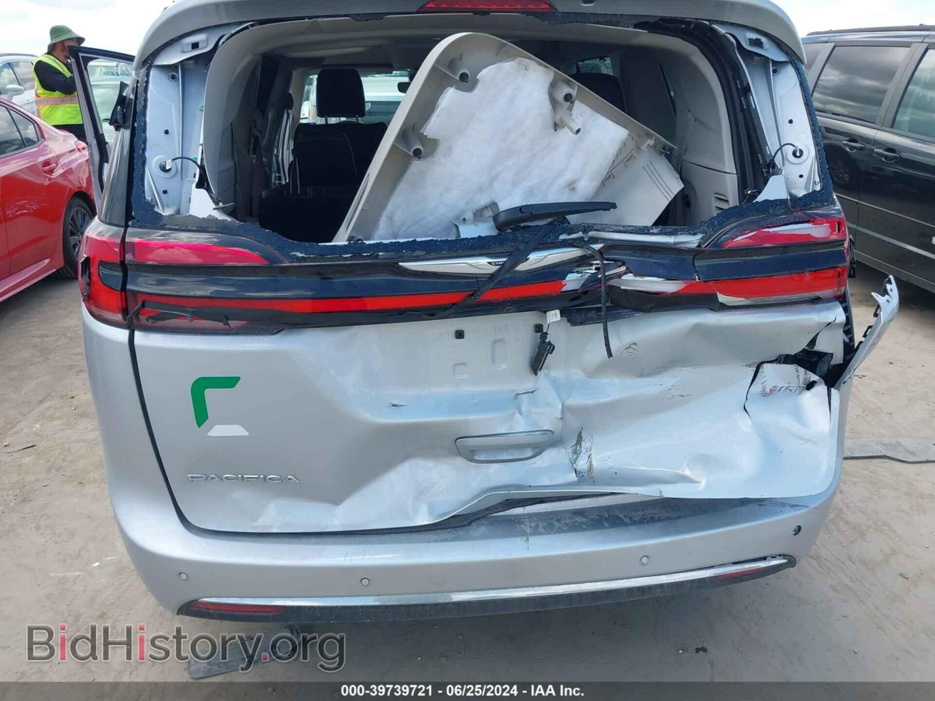 2024 CHRYSLER PACIFICA - VIN: 2C4RC1BG7RR147742 - Фото 6