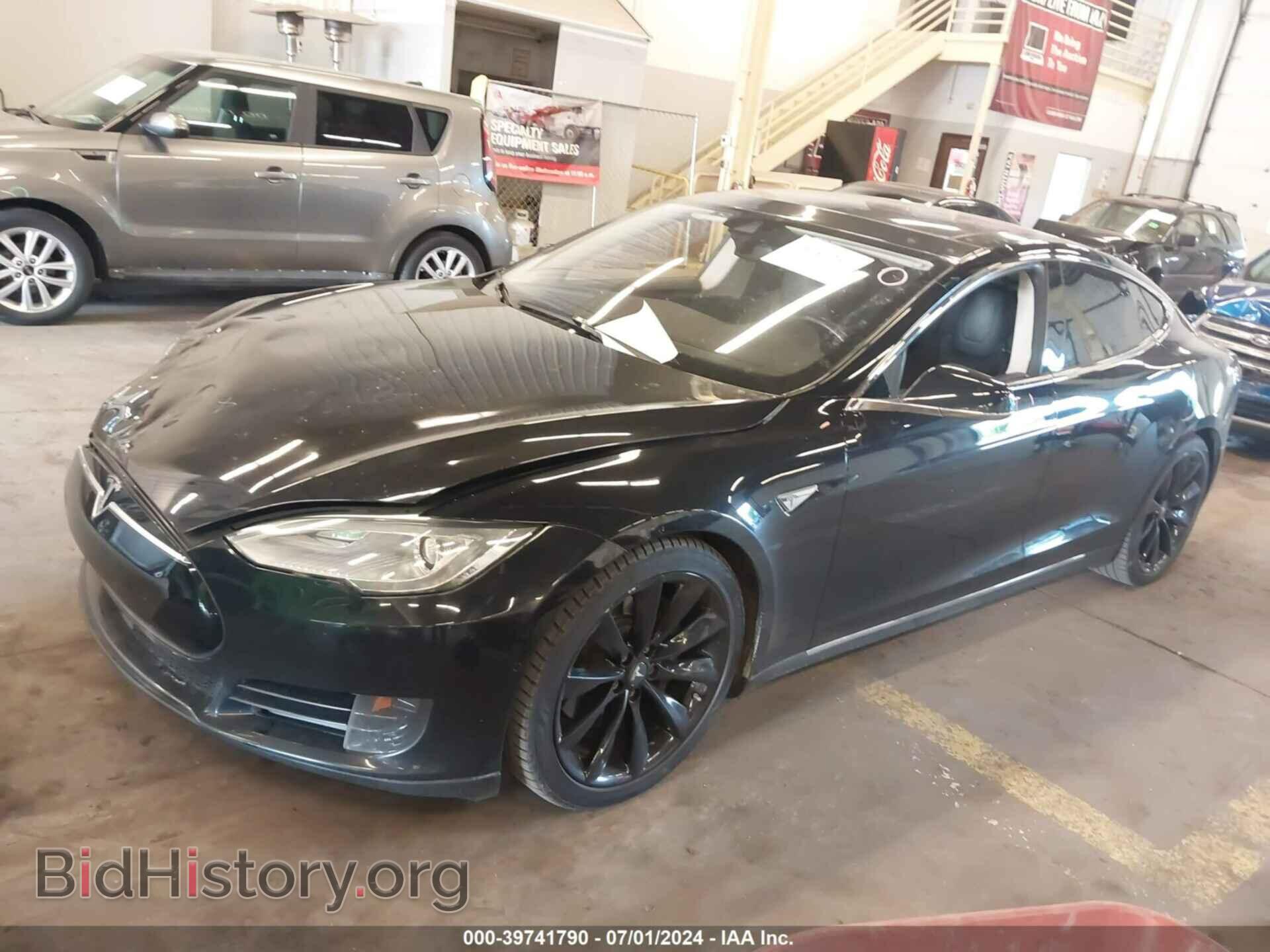 2015 TESLA MODEL S - VIN: 5YJSA1E20FF120462 - Фото 2