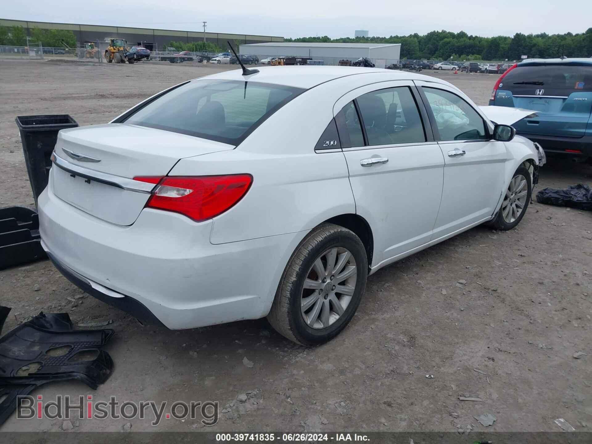 2013 CHRYSLER 200 - VIN: 1C3CCBCG0DN653045 - Фото 4