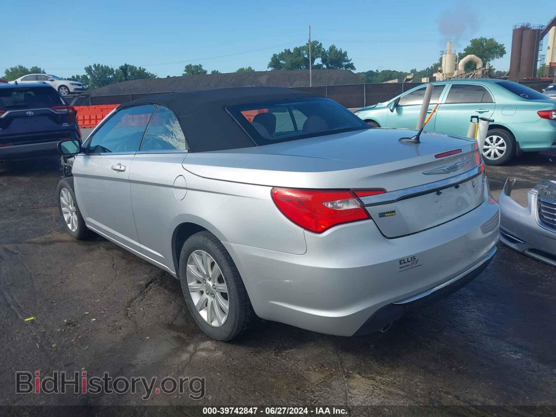 2012 CHRYSLER 200 - VIN: 1C3BCBEG5CN246118 - Фото 3