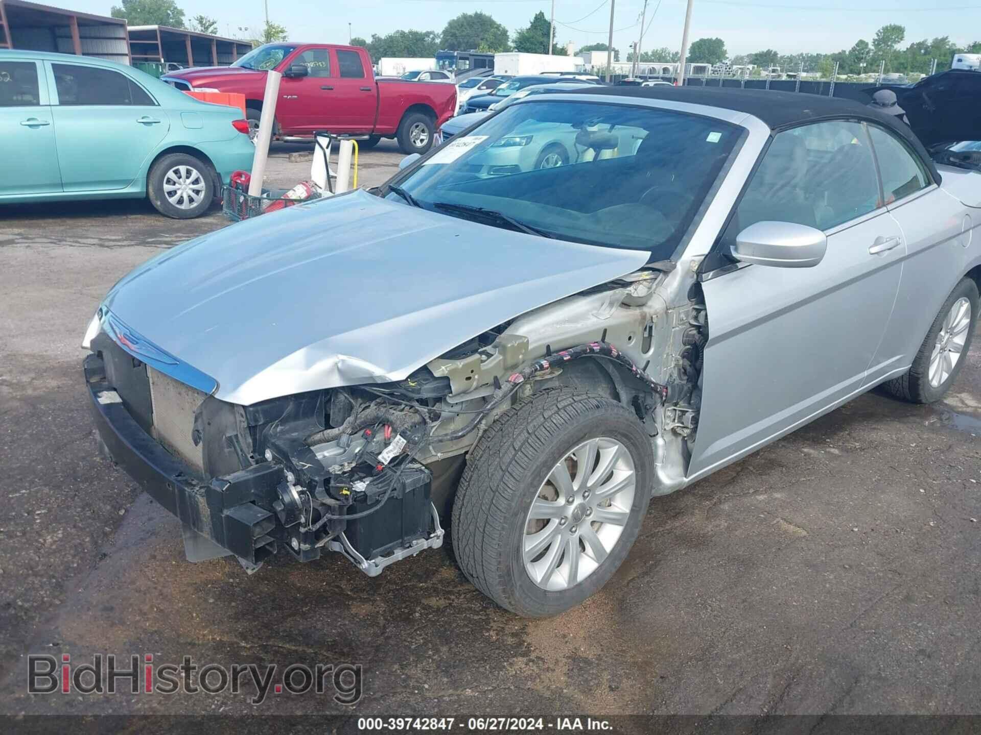 2012 CHRYSLER 200 - VIN: 1C3BCBEG5CN246118 - Фото 6