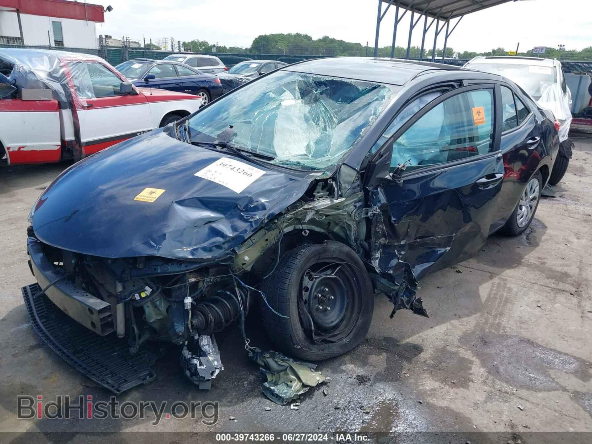2017 TOYOTA COROLLA - VIN: 2T1BURHEXHC857526 - Фото 2