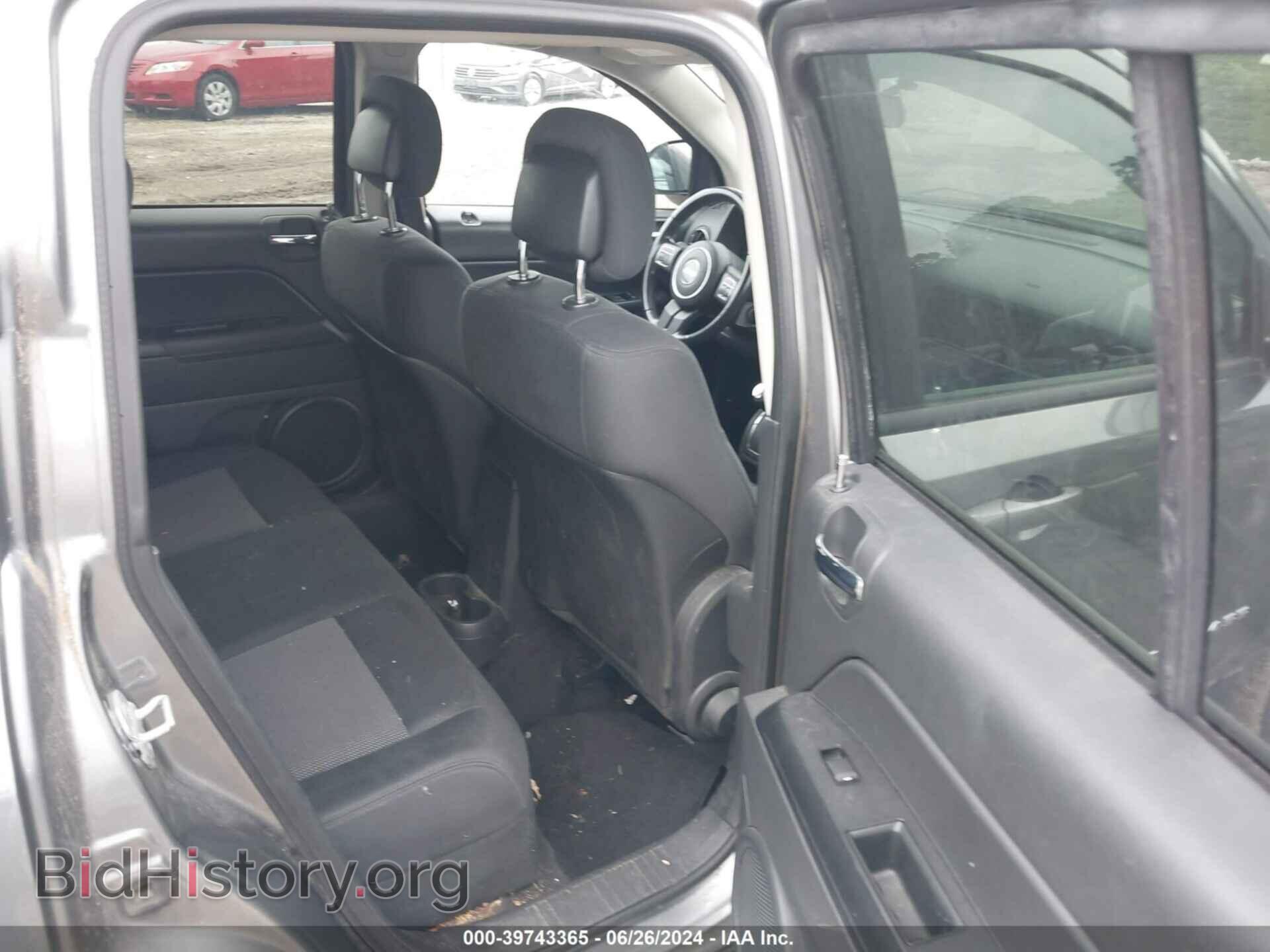 2012 JEEP COMPASS - VIN: 1C4NJDEBXCD633073 - Фото 8