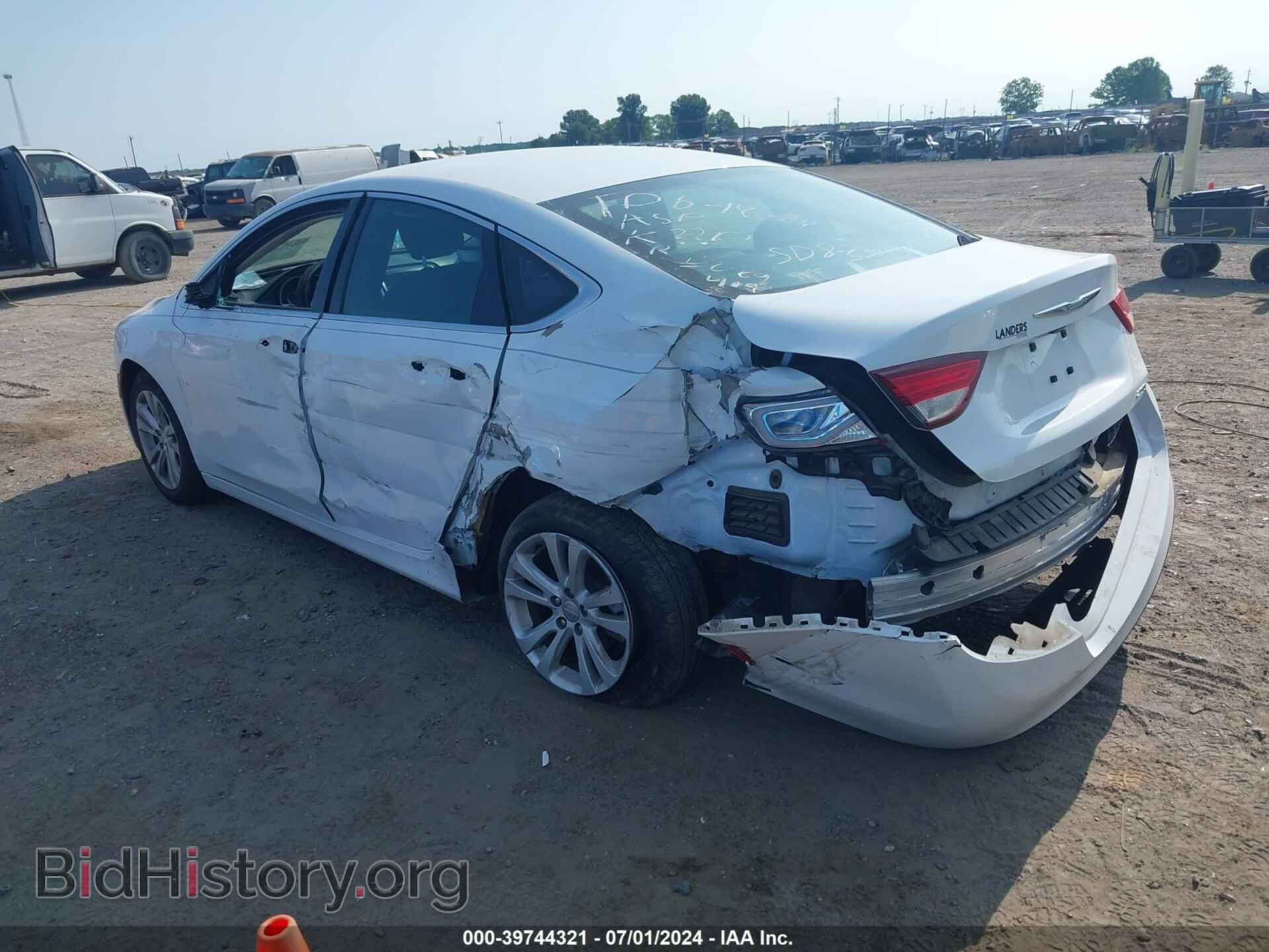 2016 CHRYSLER 200 - VIN: 1C3CCCAB9GN116840 - Фото 3