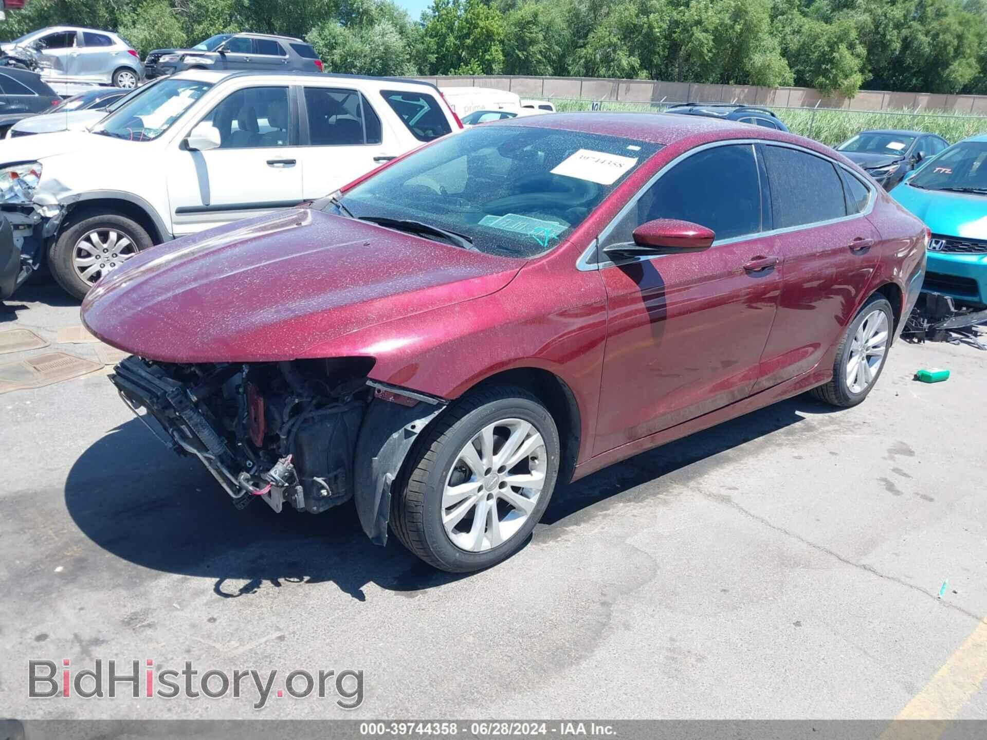 2016 CHRYSLER 200 - VIN: 1C3CCCAB3GN166844 - Фото 2