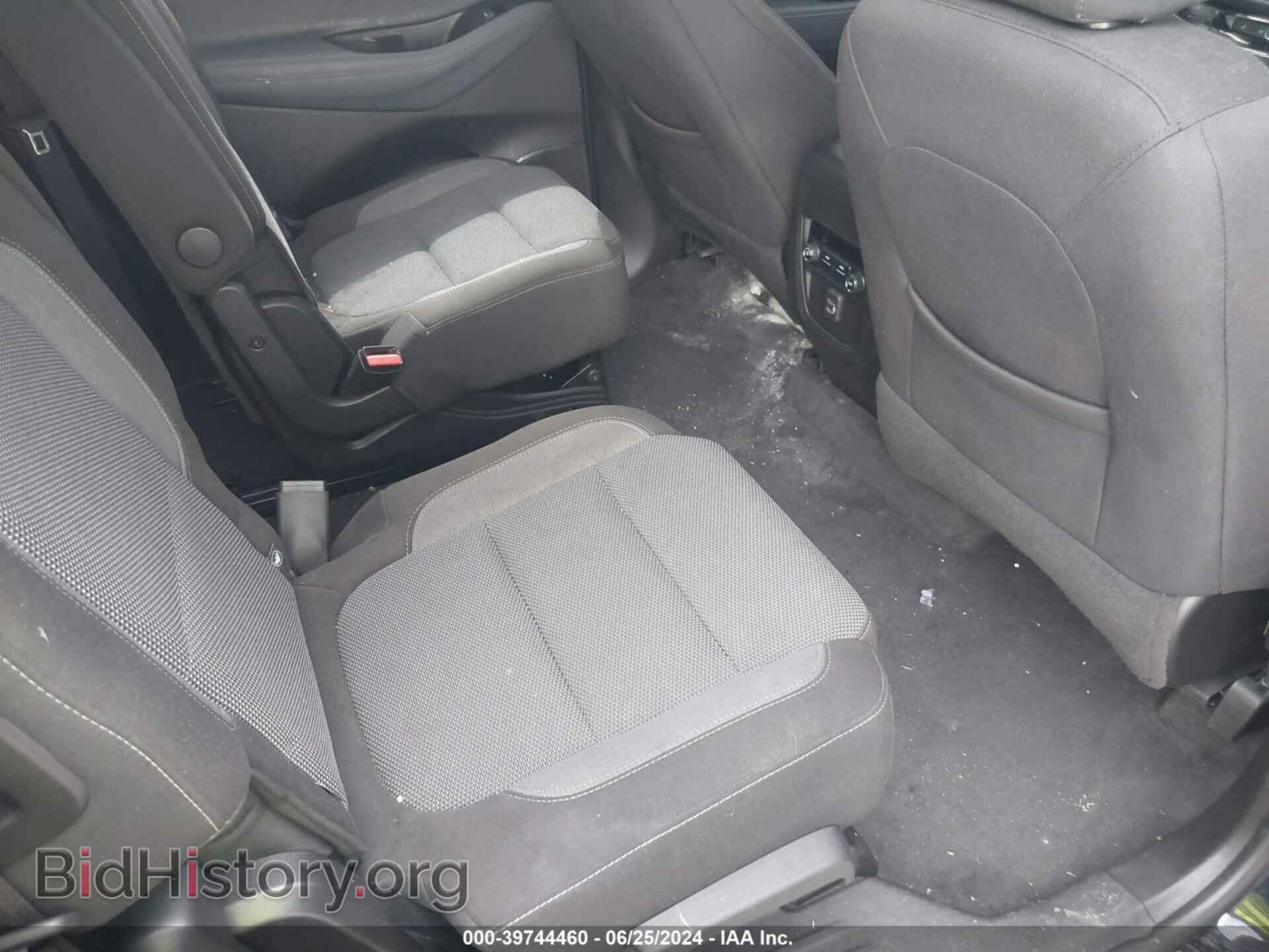 2019 BUICK ENCLAVE - VIN: 5GAERAKW1KJ318100 - Фото 8