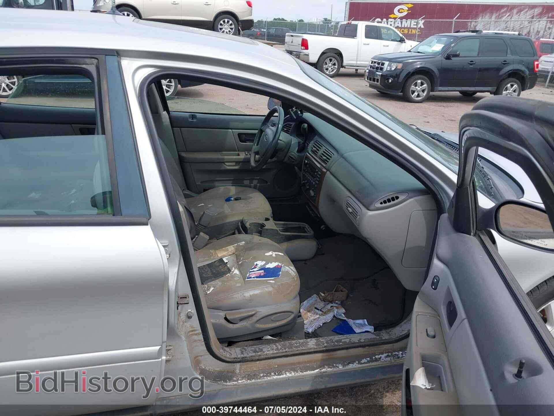 2005 FORD TAURUS - VIN: 1FAFP56245A206599 - Photo 5